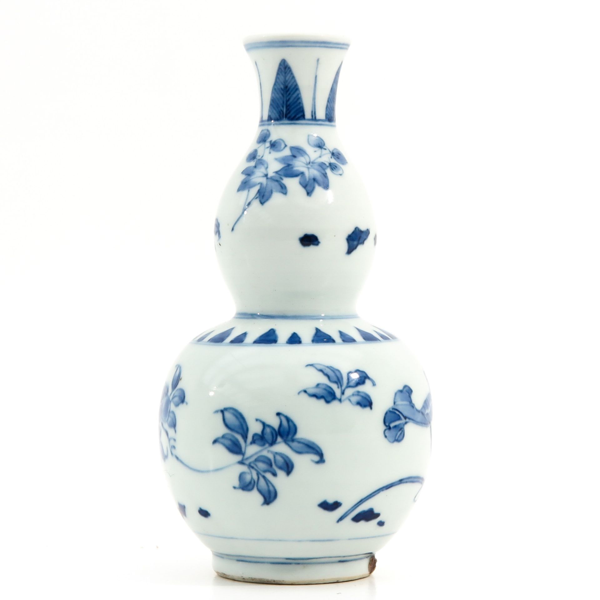 A Blue and White Gourd Vase - Bild 4 aus 9