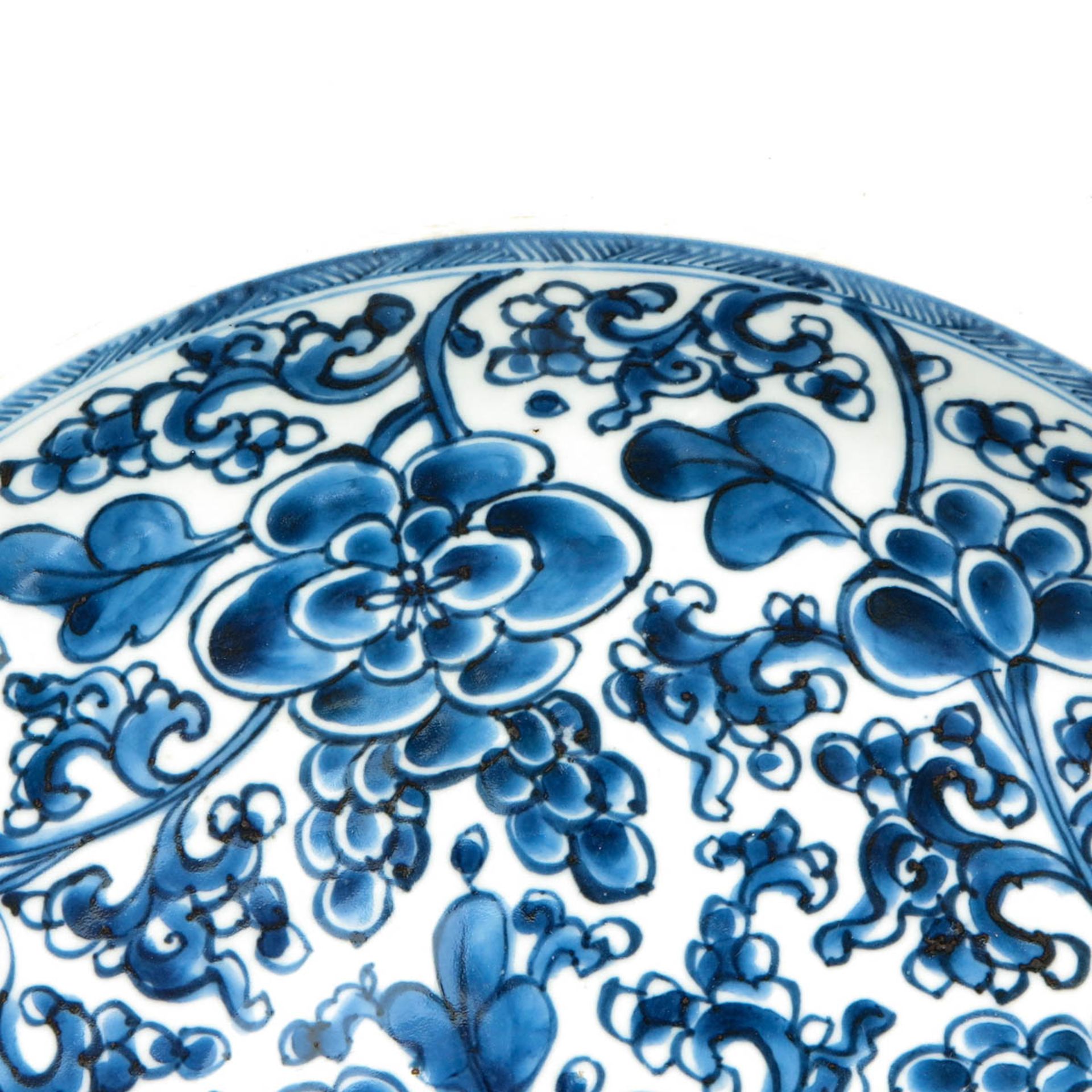 A Blue and White Plate - Image 3 of 7