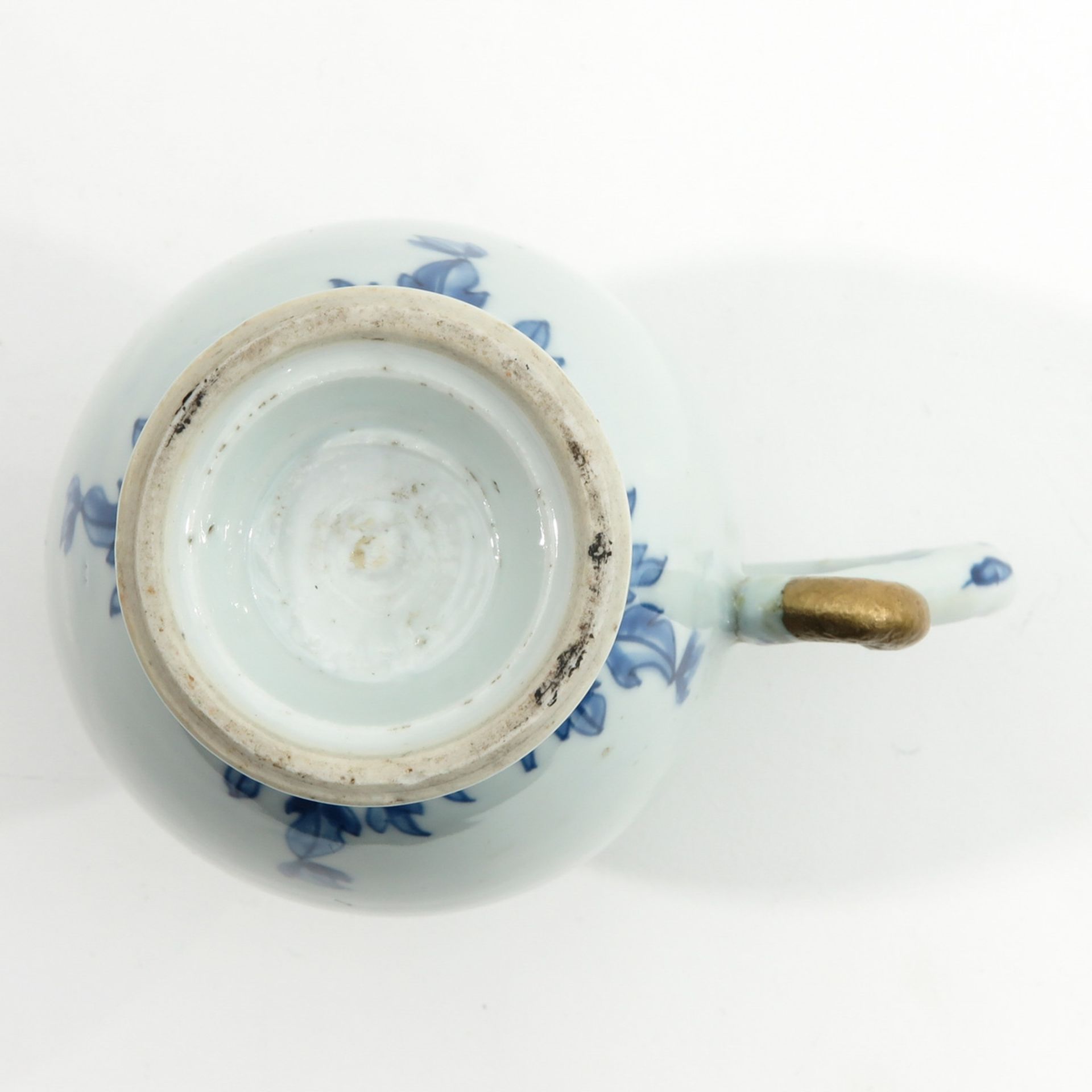 A Blue and White Ewer - Image 6 of 9