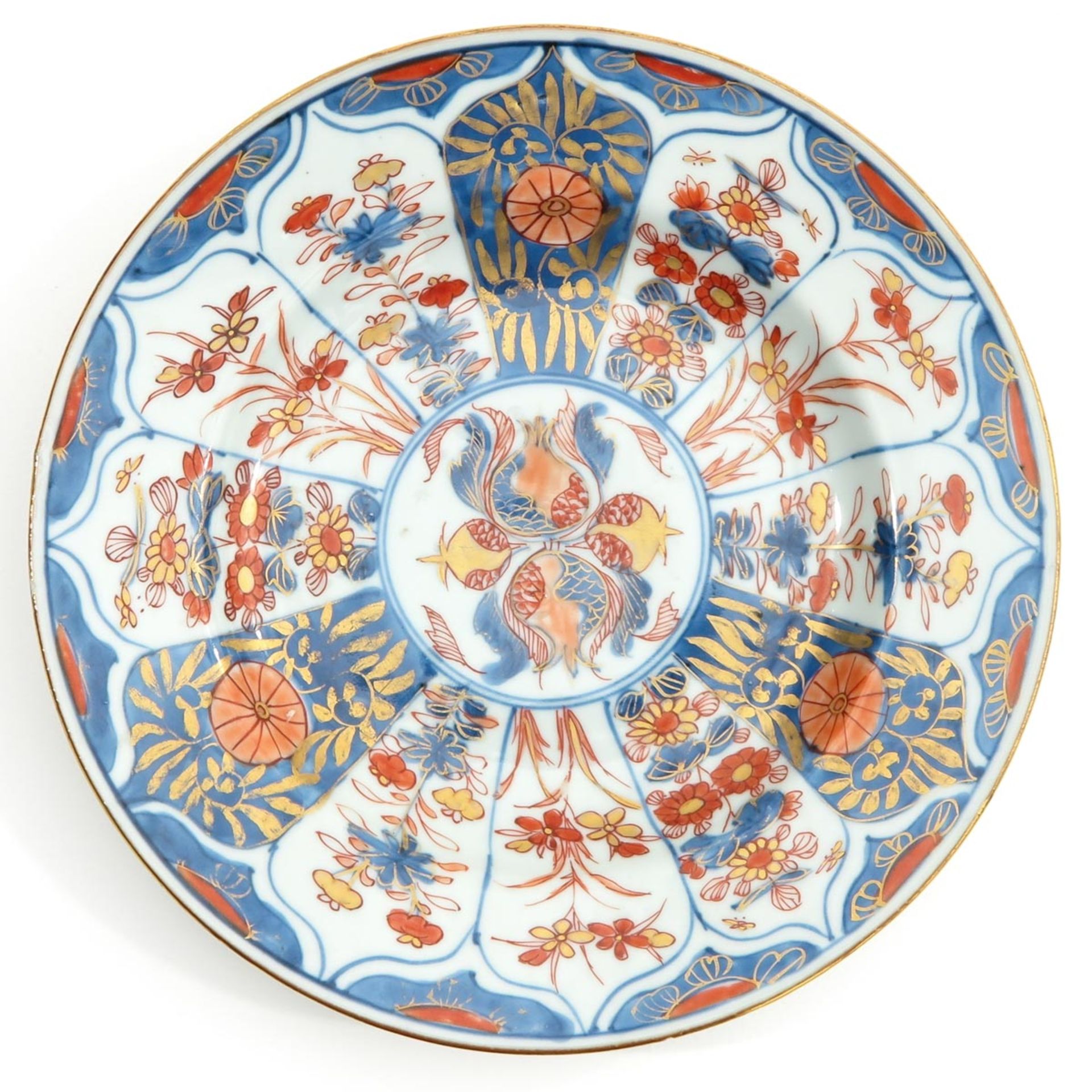 A Pair of Imari Plates - Image 5 of 9