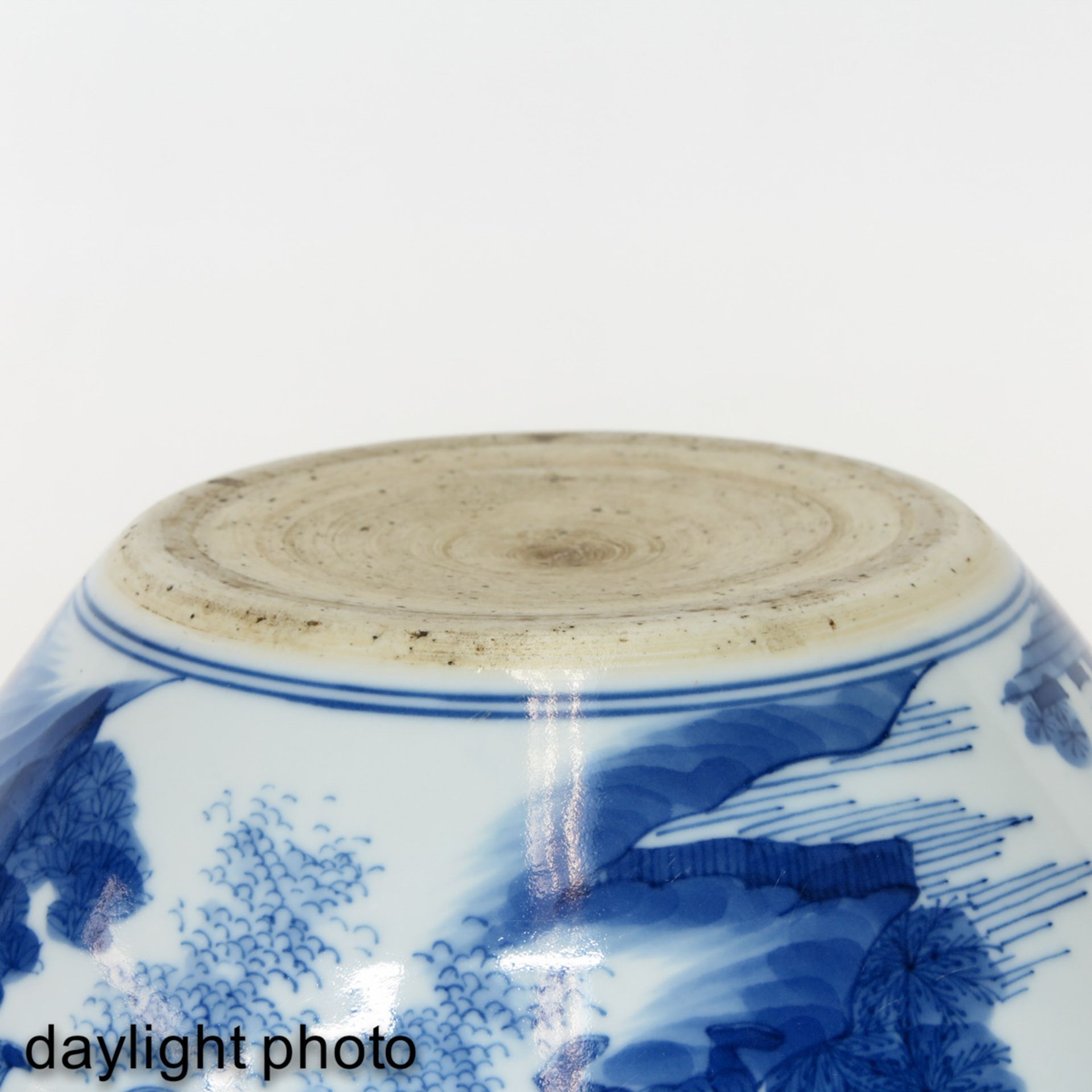 A Blue and White Cache Pot - Image 8 of 9