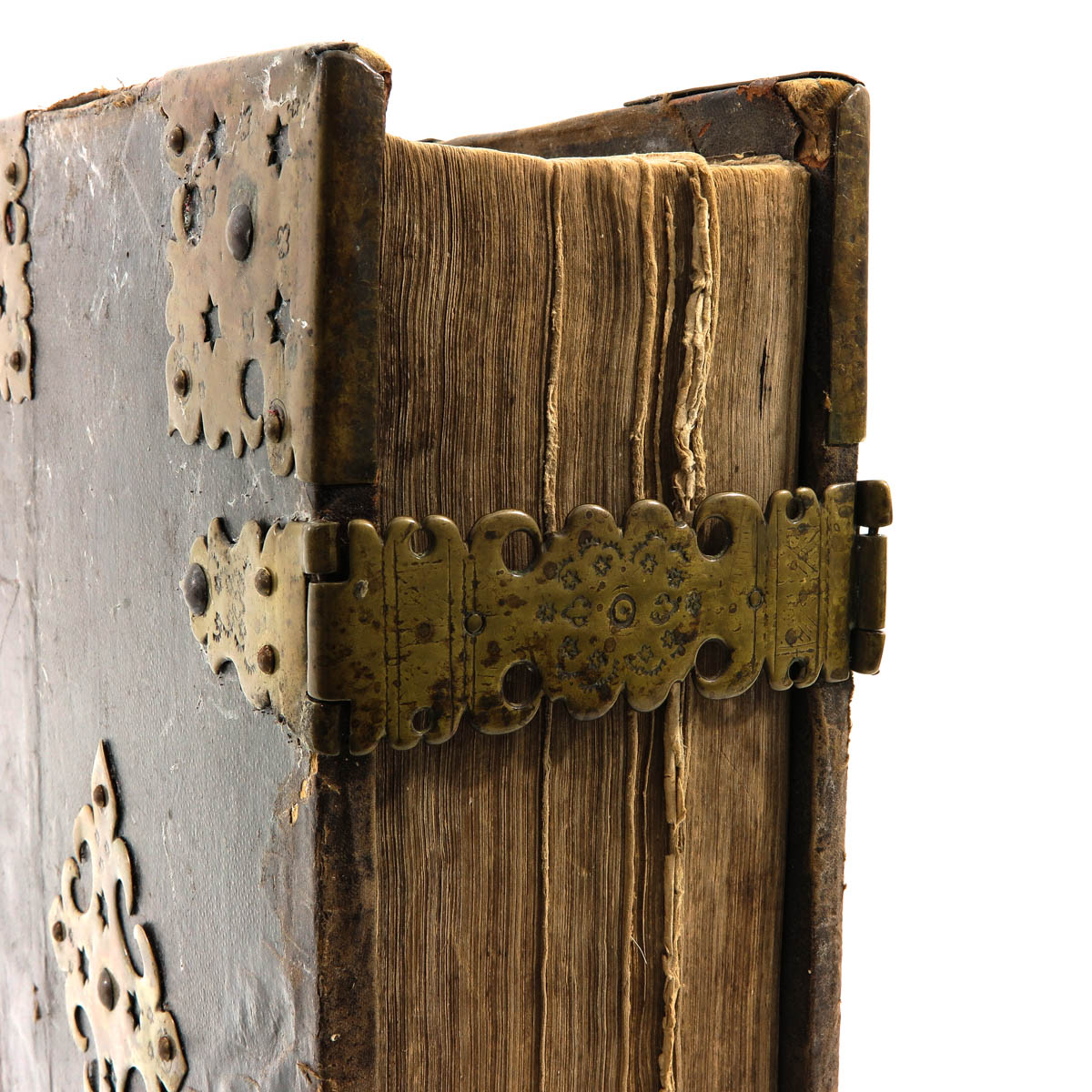 A 17th Century Dutch Bible - Image 5 of 8