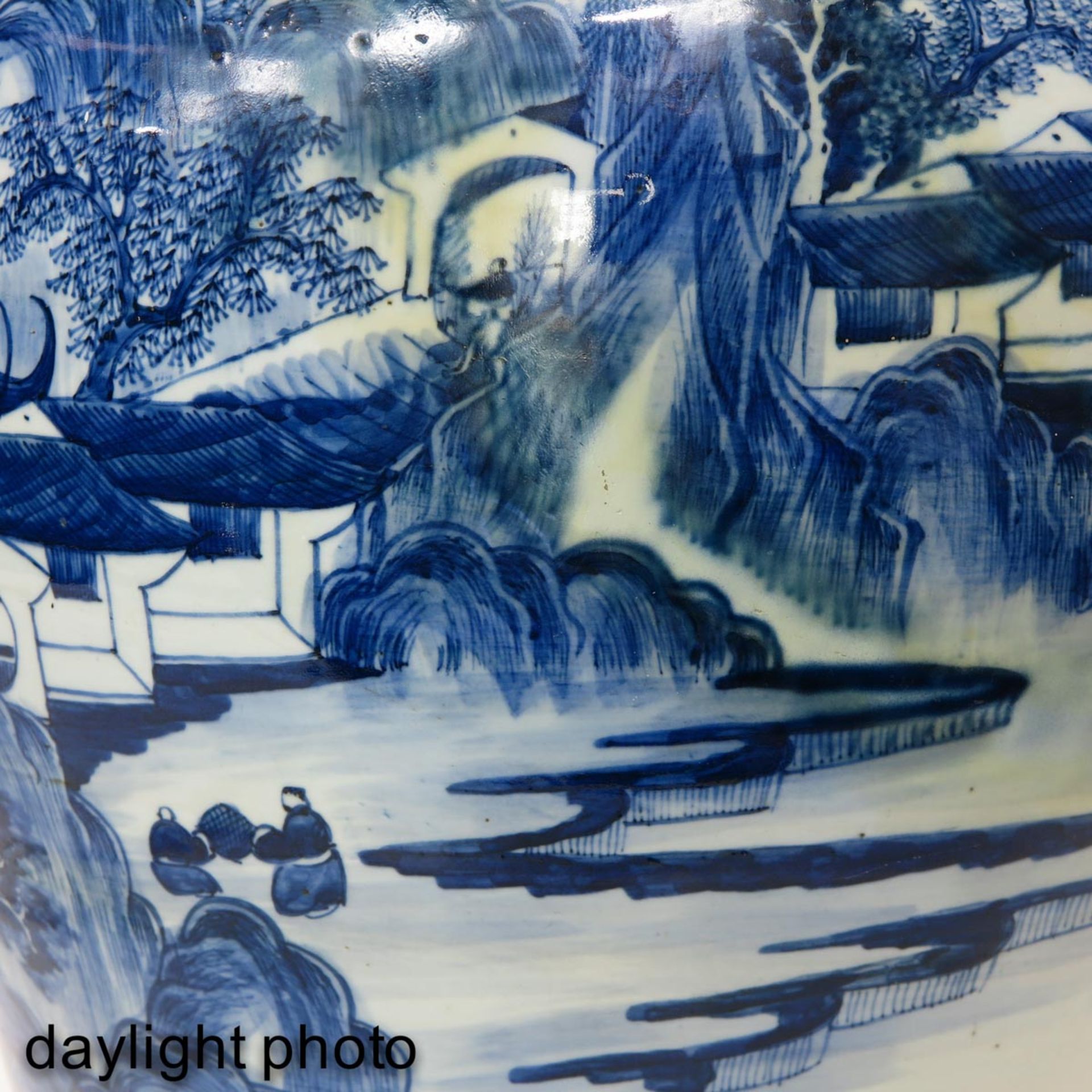 A Large Blue and White Jar and Cover - Image 9 of 10