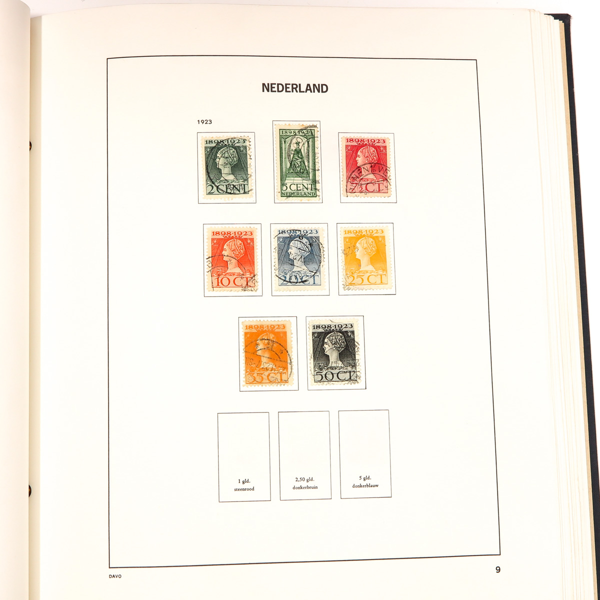 A Collection of Postage Stamps - Image 10 of 10