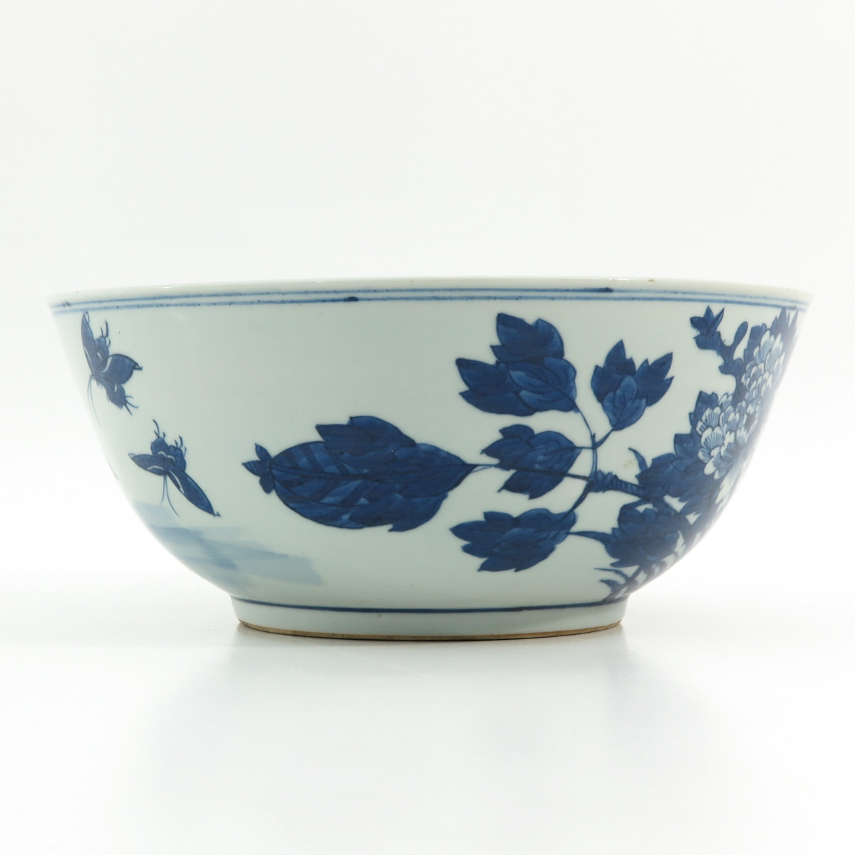 A Blue and White Bowl - Image 4 of 9