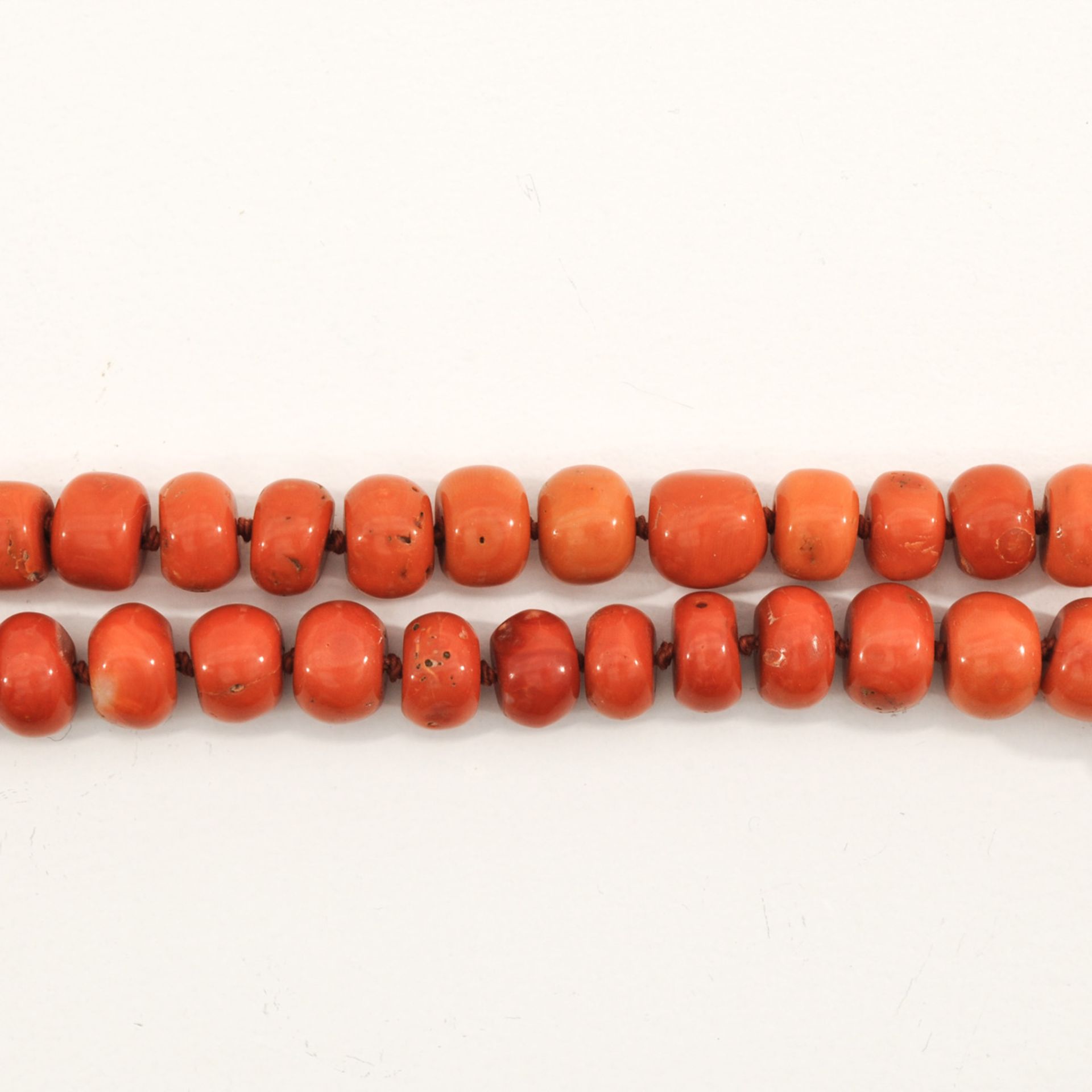 A Red Coral Necklace - Image 2 of 2