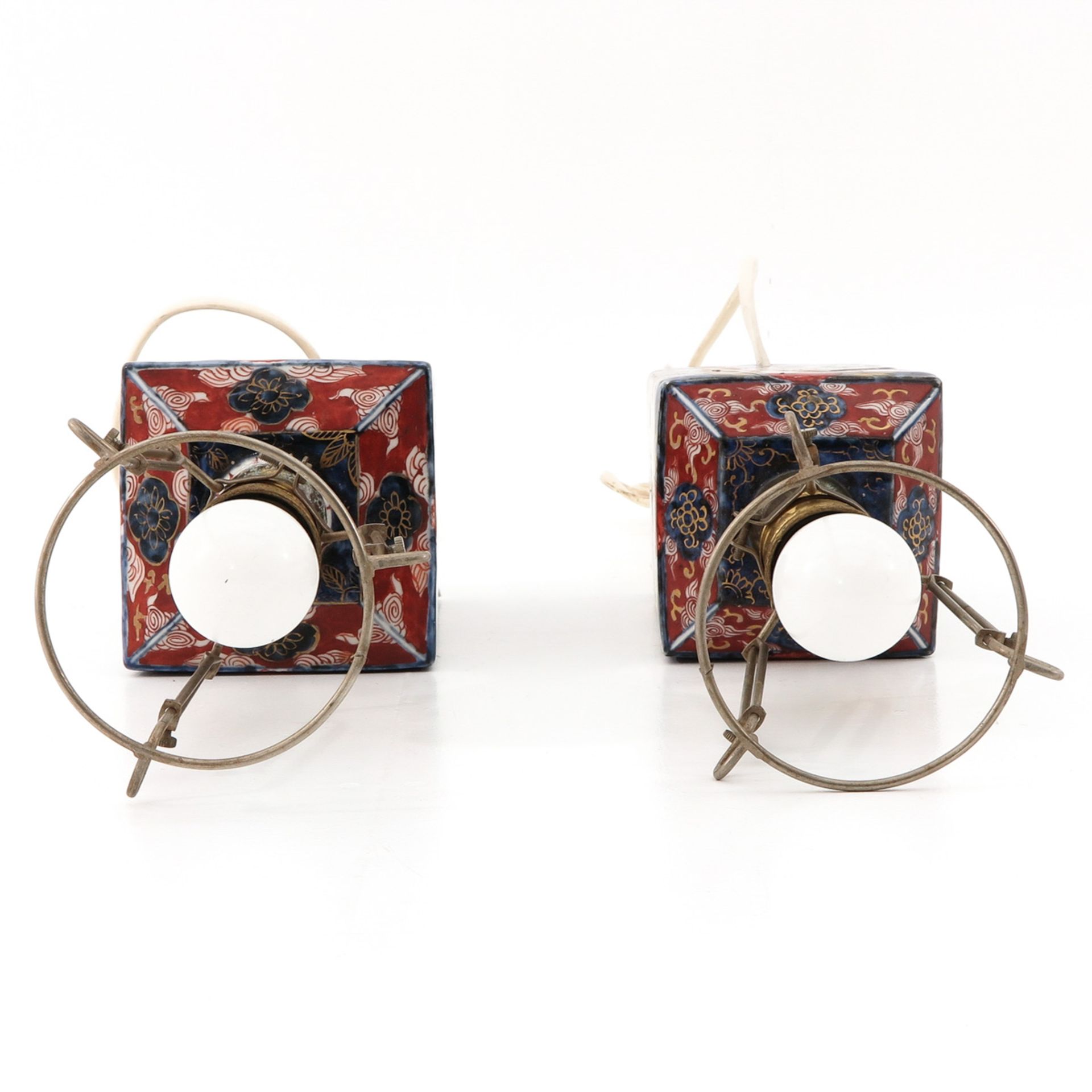 A Pair of Square Imari Lamps - Image 5 of 10