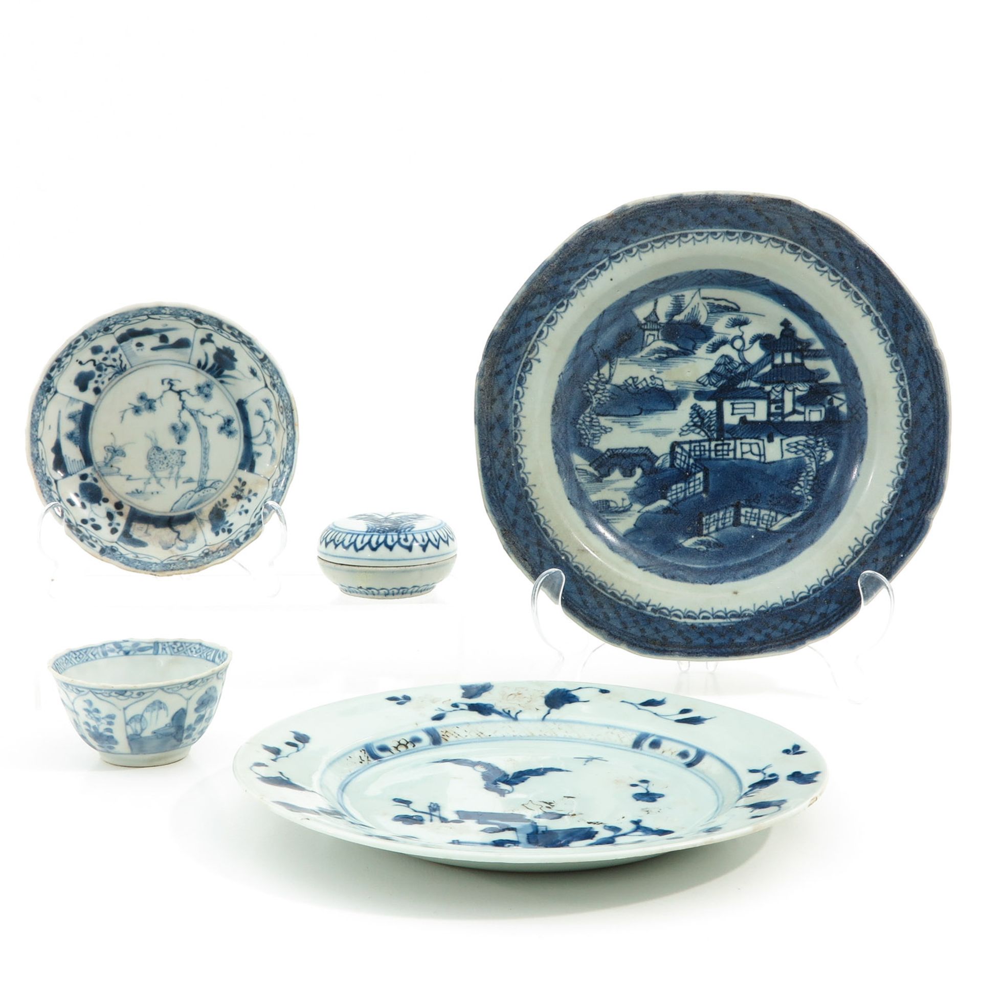 A Collection of Ship Wreck Porcelain