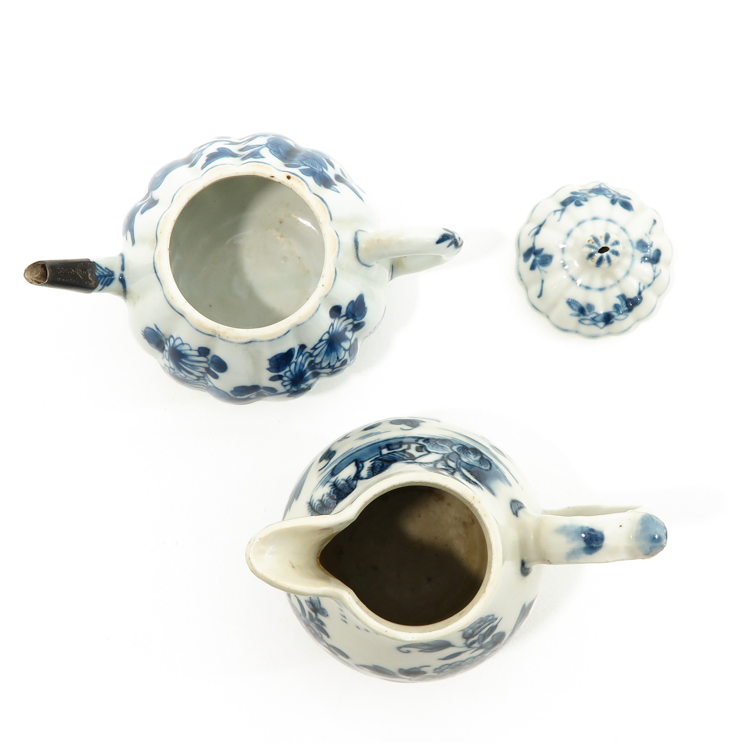 A Teapot and Creamer - Image 5 of 10