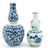 A Lot of 2 Blue and White Double Gourd Vase