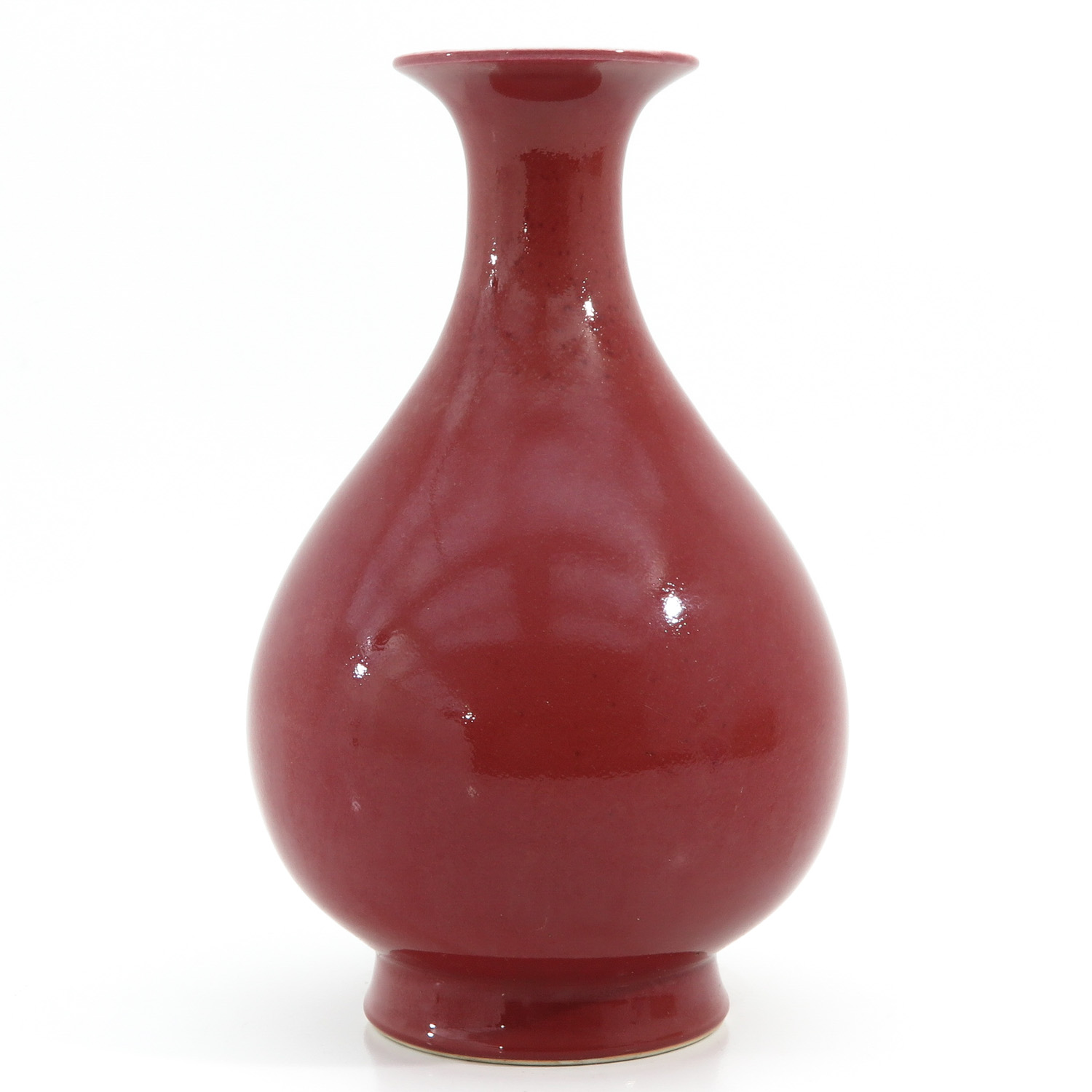 A Red Glaze Vase - Image 2 of 10