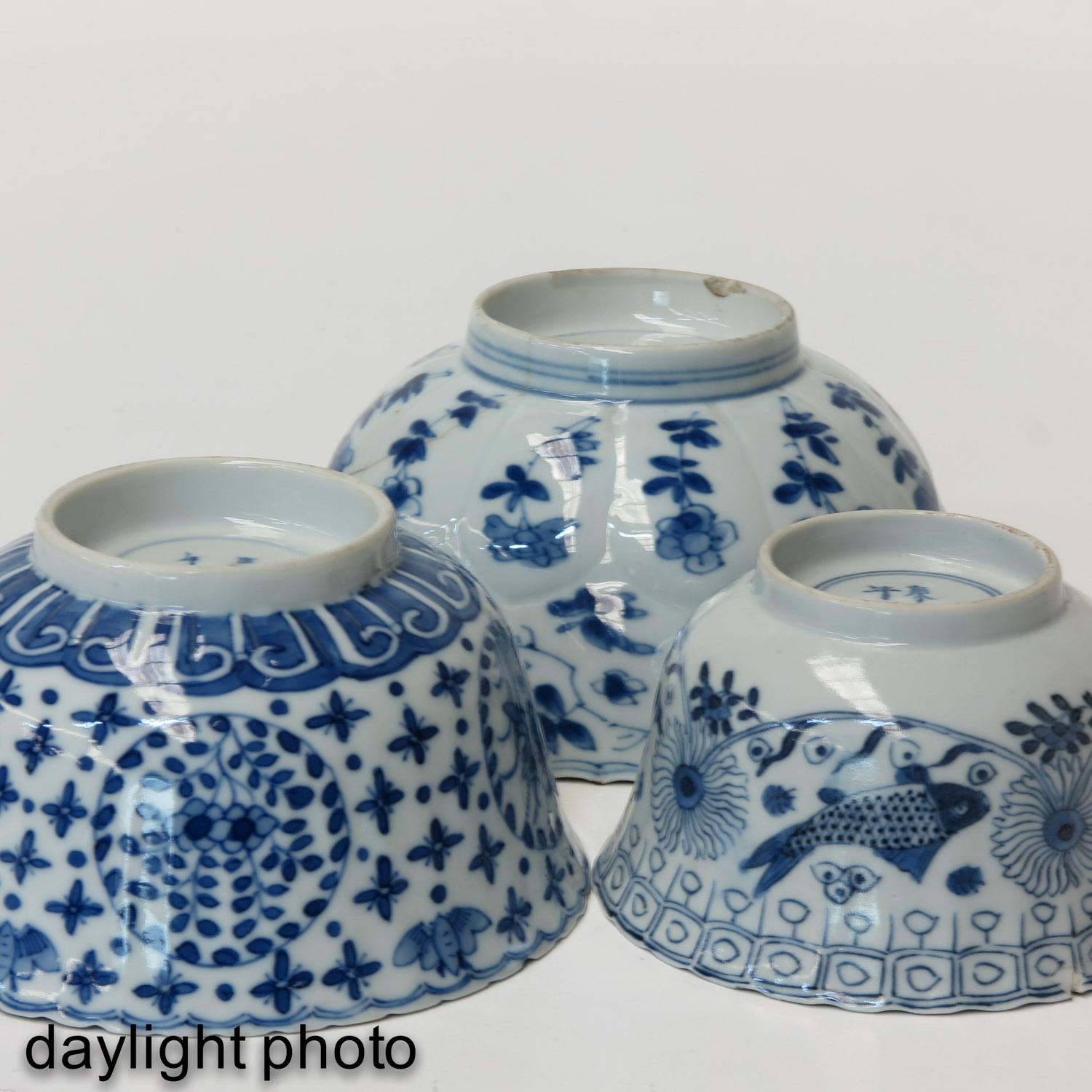 A Collection of 3 Bowls - Image 8 of 10