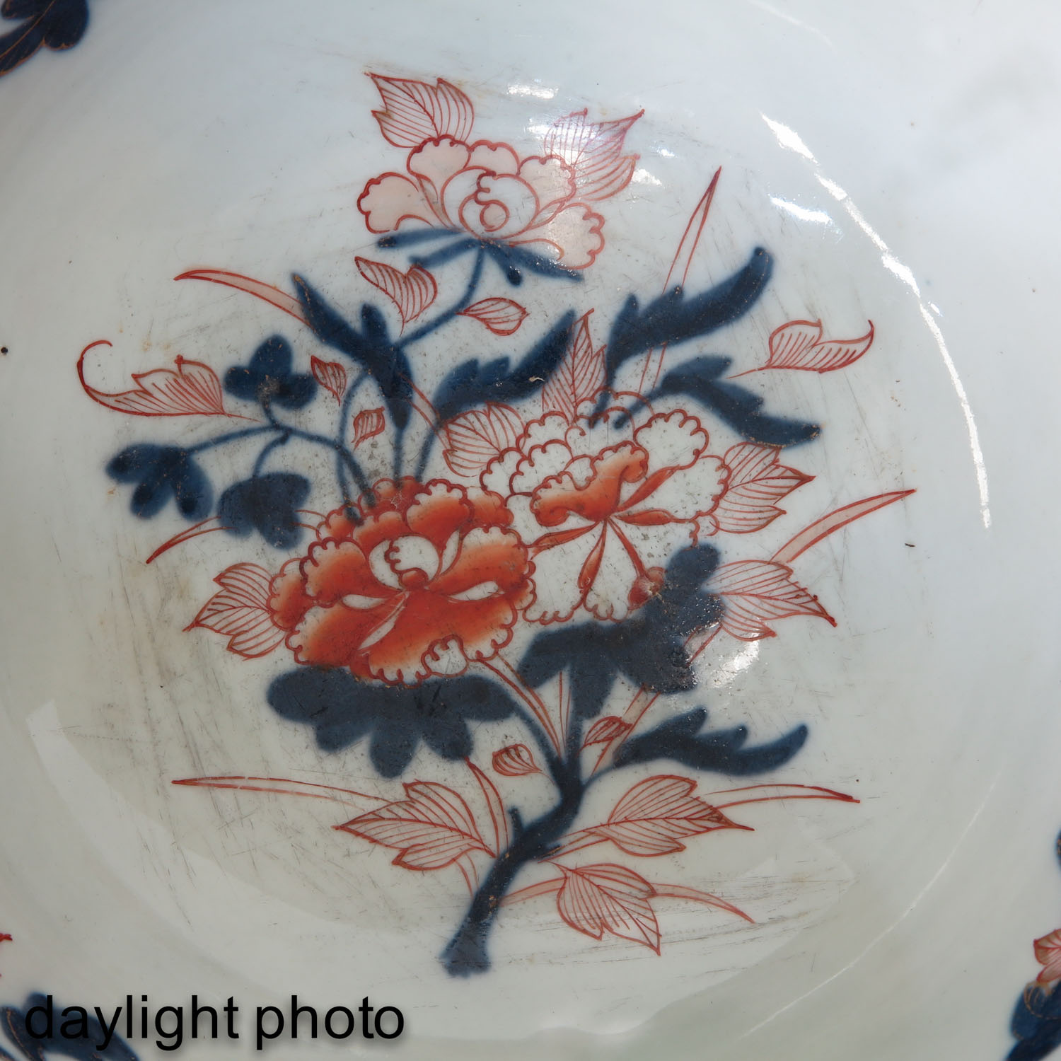 An Imari Bowl - Image 9 of 9