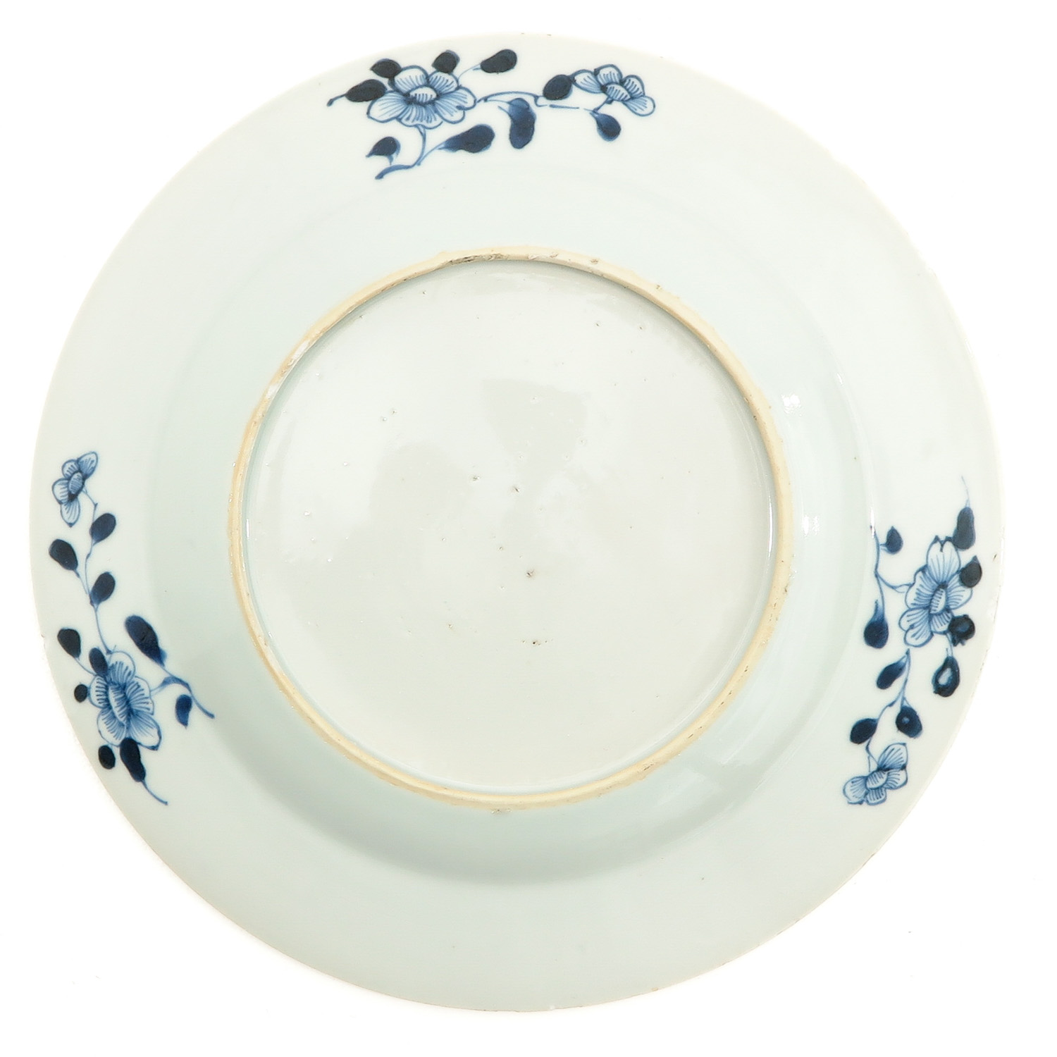 A Pair of Blue and White Plates - Image 4 of 9