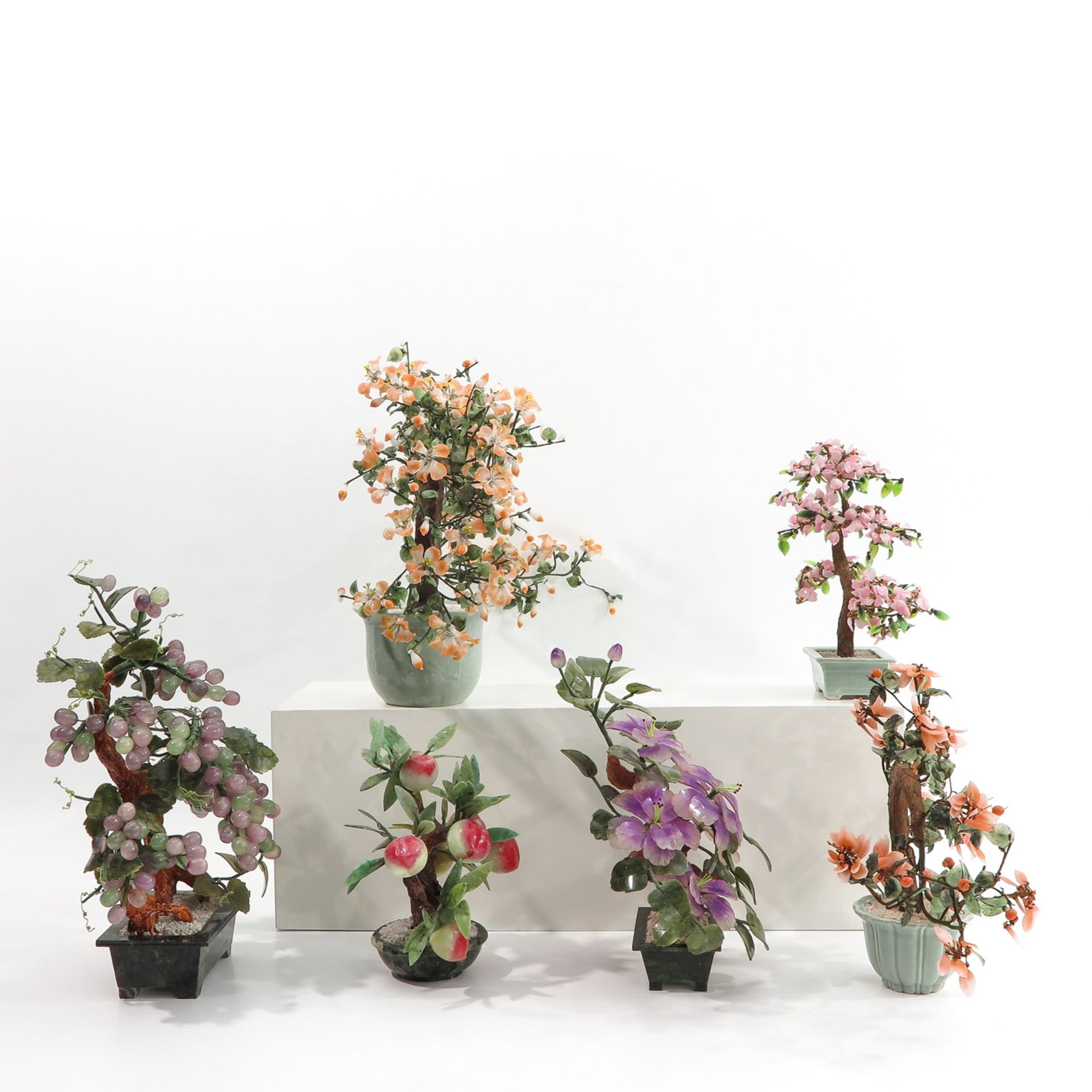 A Collection of Floral Arrangements - Bild 4 aus 10