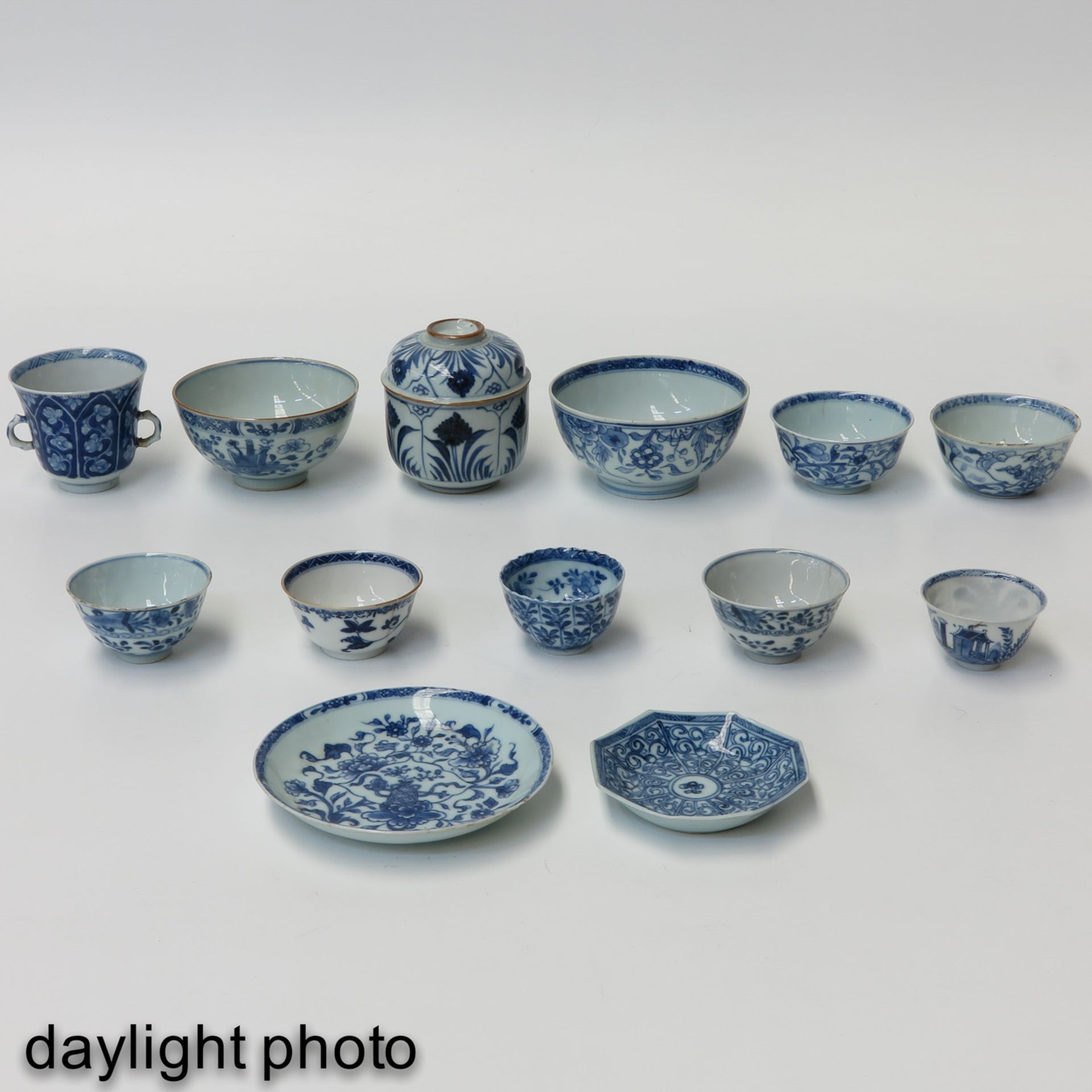 A Diverse Collection of Porcelain - Image 7 of 9