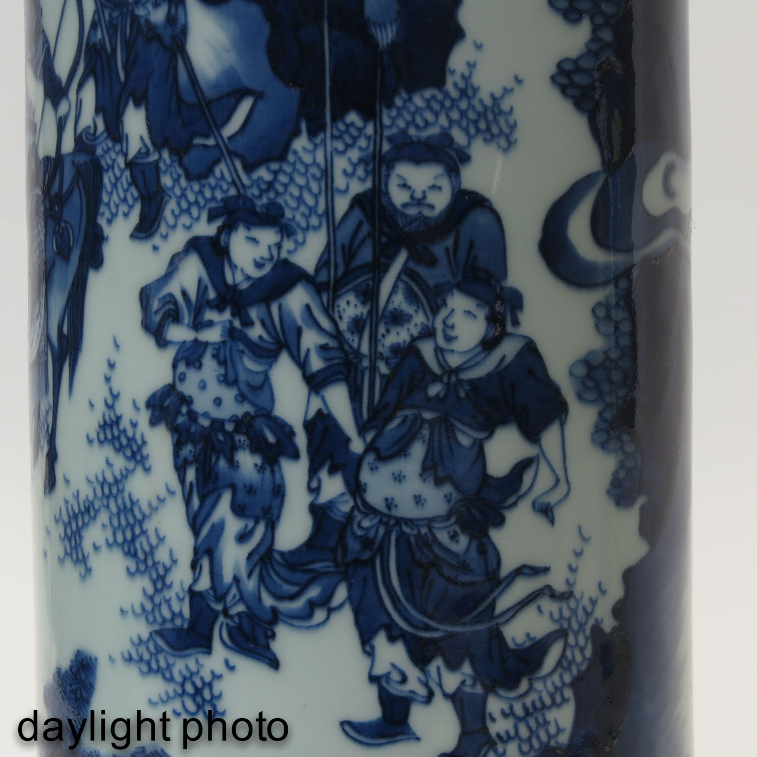 A Blue and White Vase - Image 9 of 10