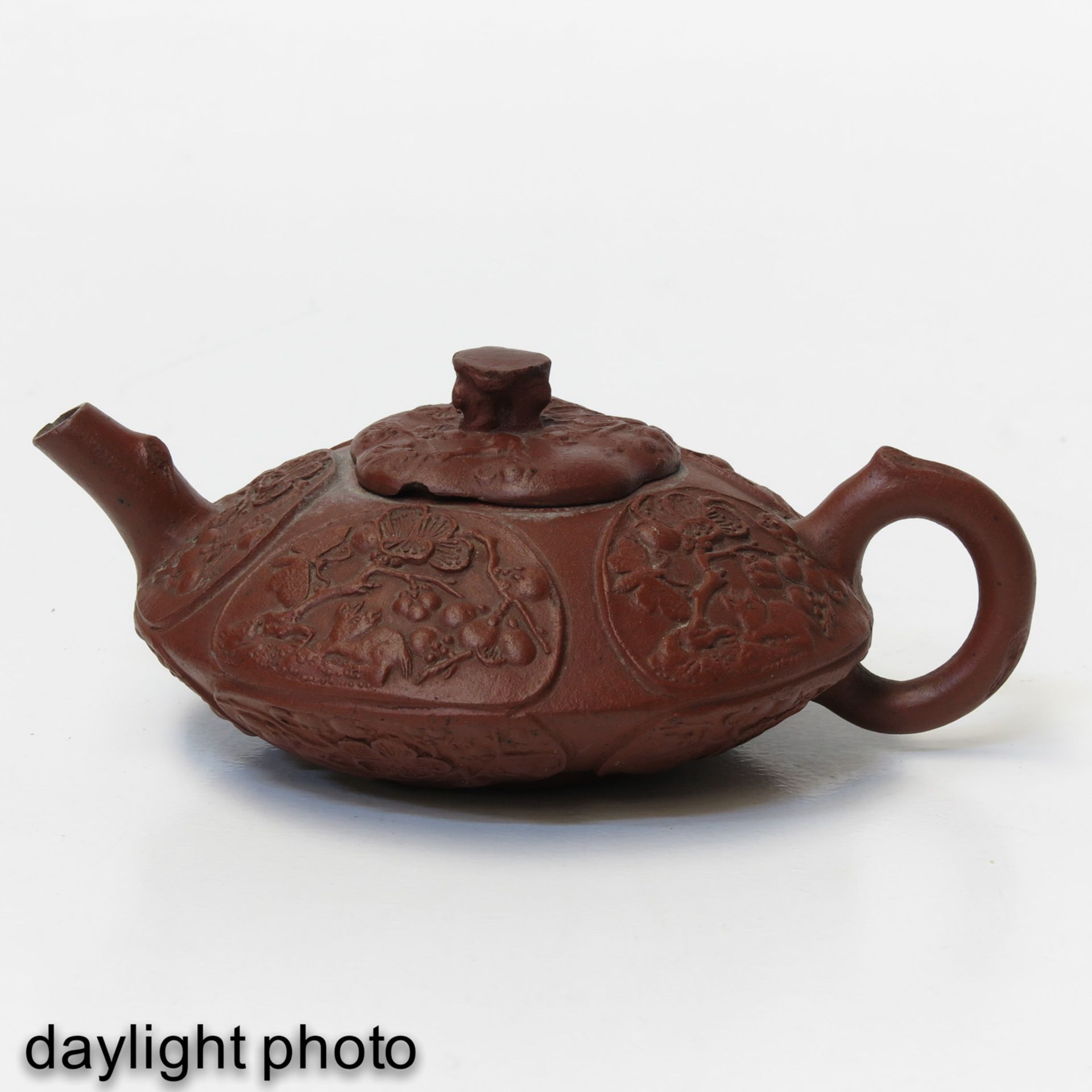 A Rare Yixing Teapot - Image 7 of 9