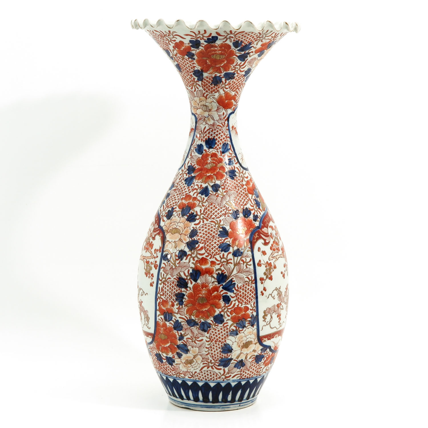 An Imari Ruffle Top Vase - Image 4 of 9