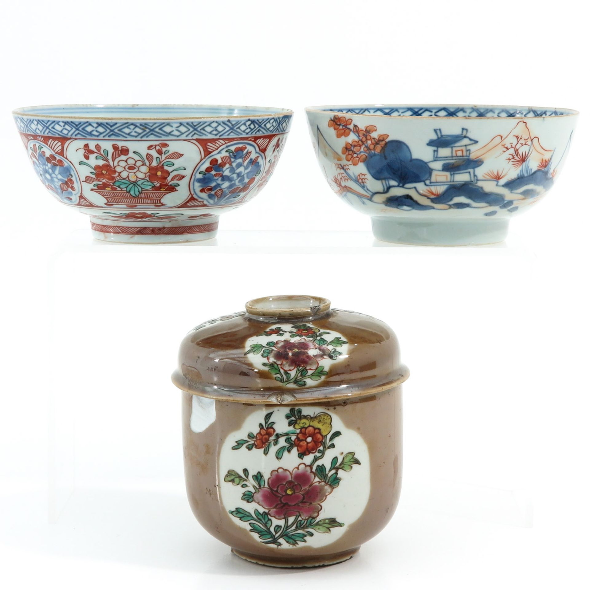 A Batavianware Jar and 2 Bowls