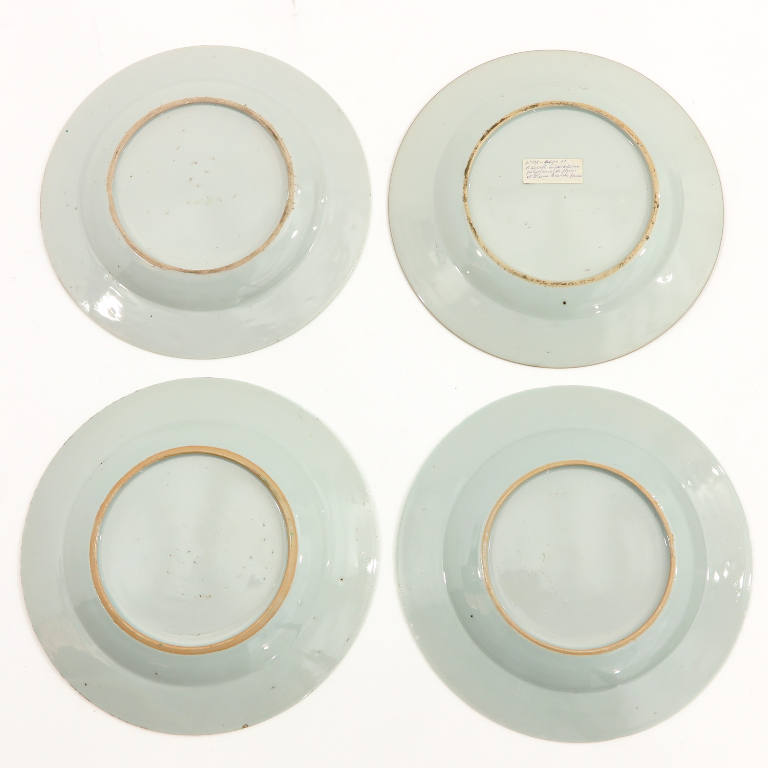 A Lot of 4 Famille Rose Plates - Image 2 of 10