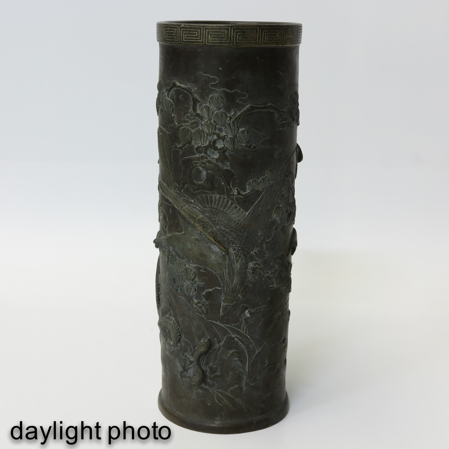 A Bronze Cylinder Vase - Image 7 of 9