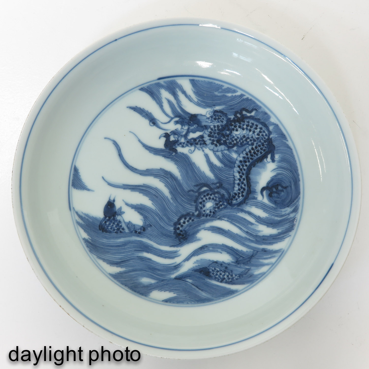 A Blue and White Dish - Image 3 of 6