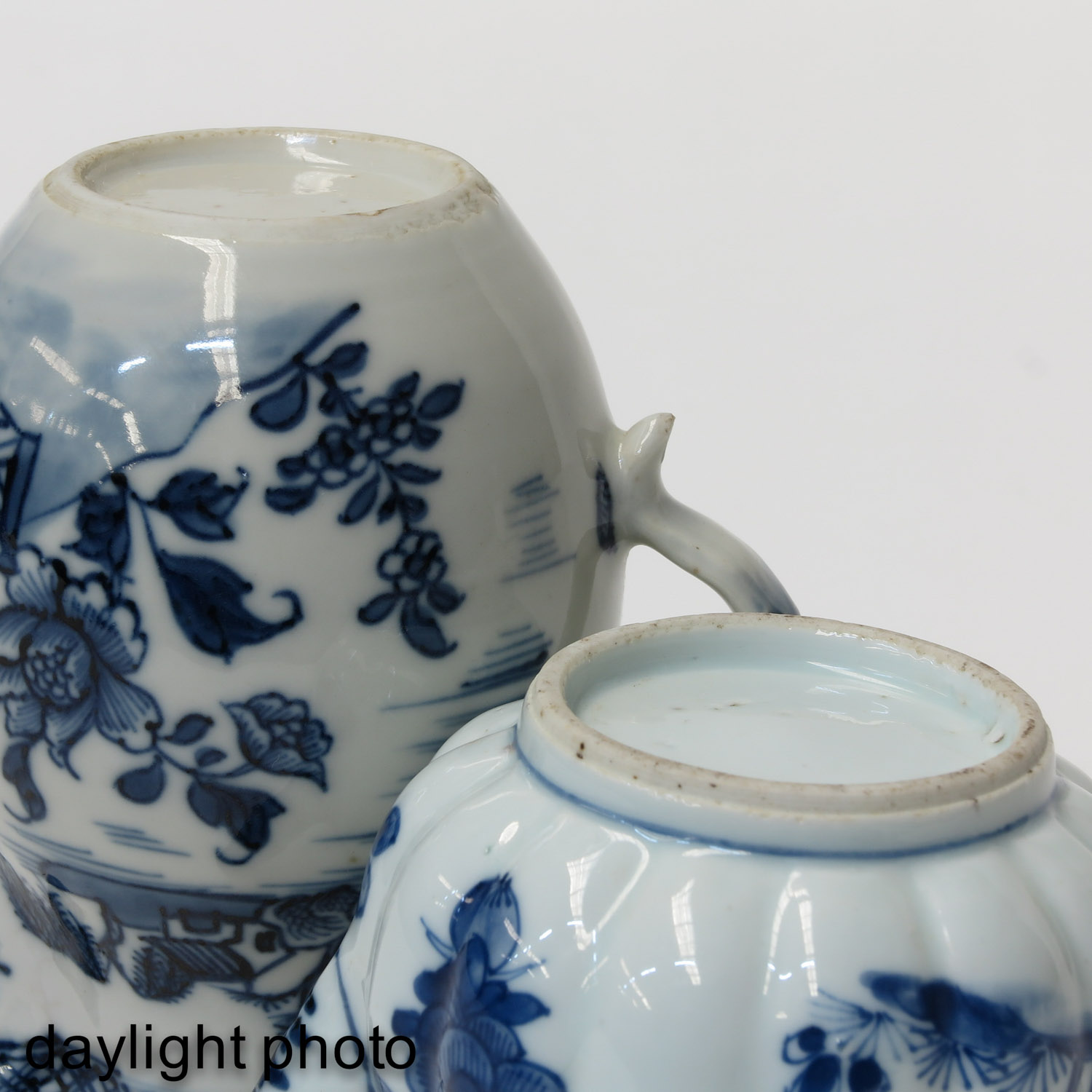 A Teapot and Creamer - Image 8 of 10