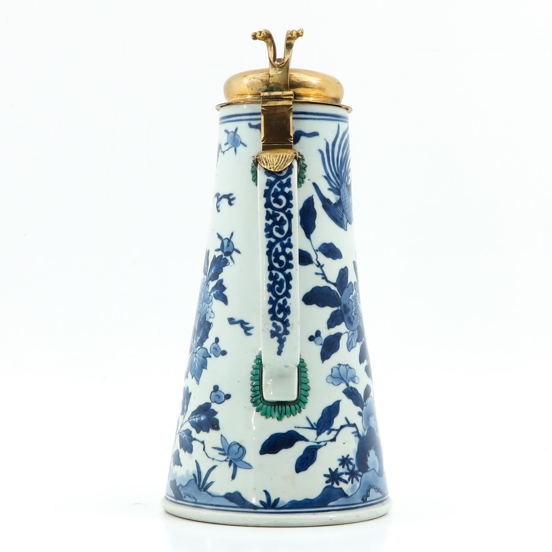 A Blue and White Decanter - Image 2 of 10