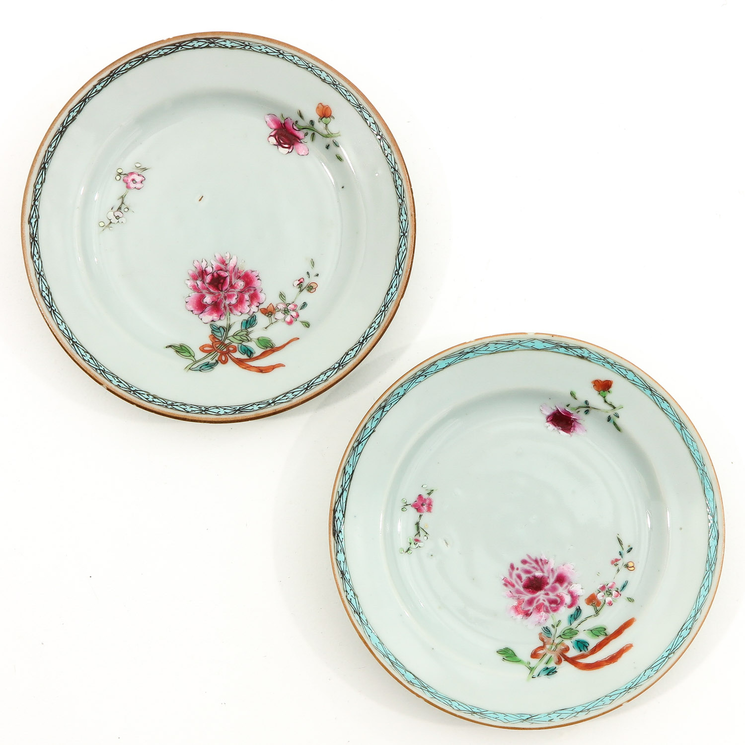 A Series of 5 Famille Rose Plates - Image 5 of 9