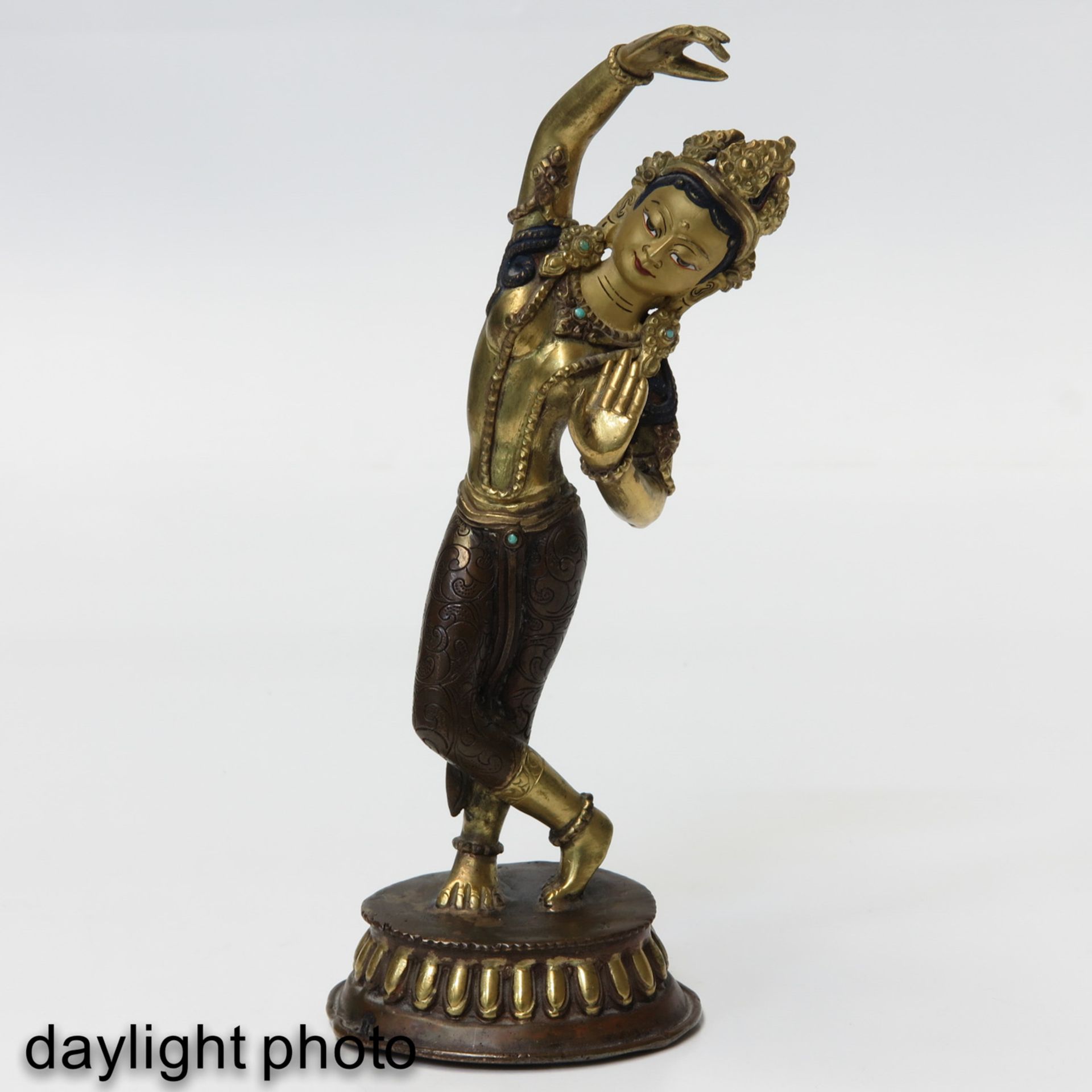 A Bronze Quanyin Sculputre - Bild 7 aus 10
