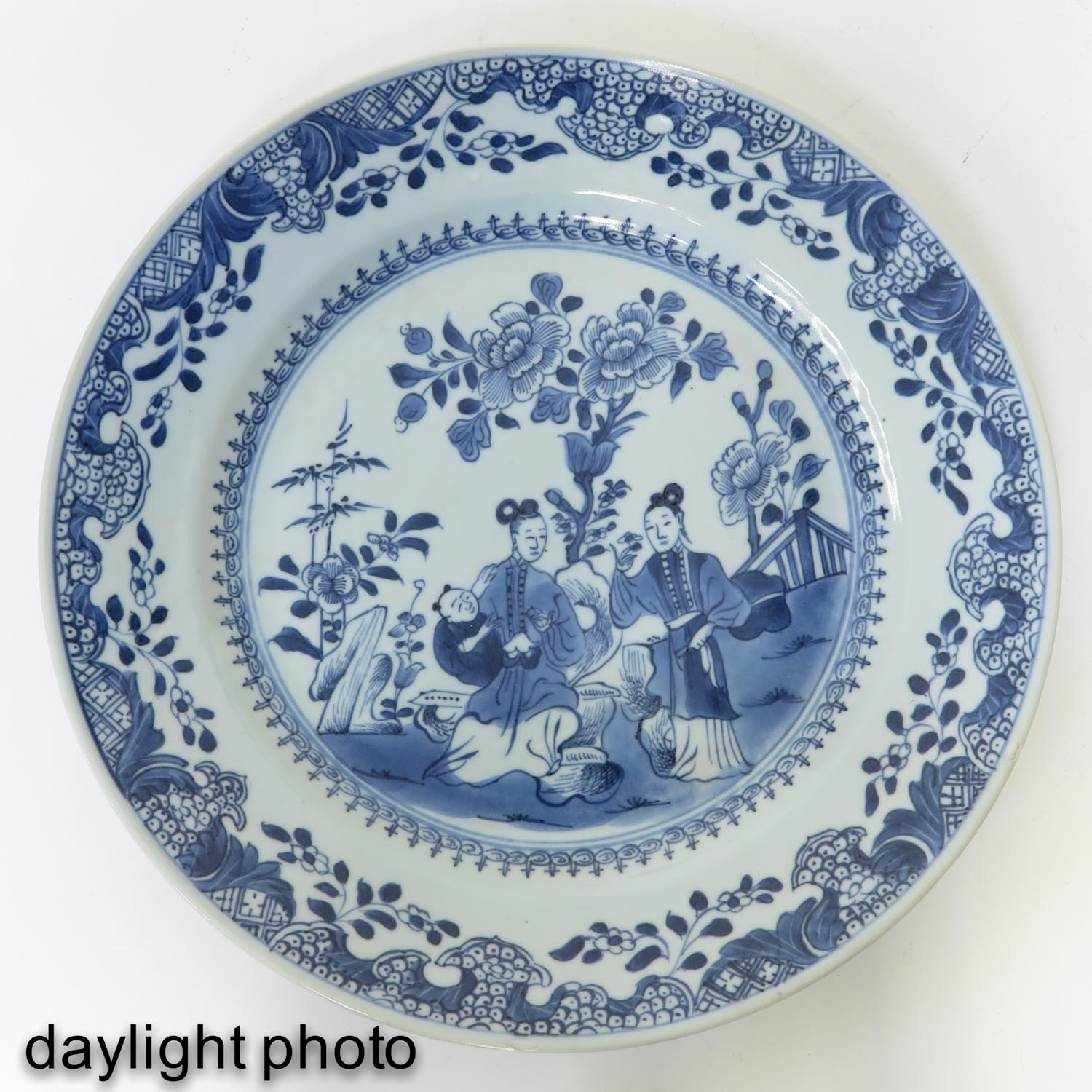 A Blue and White Plate - Image 3 of 5