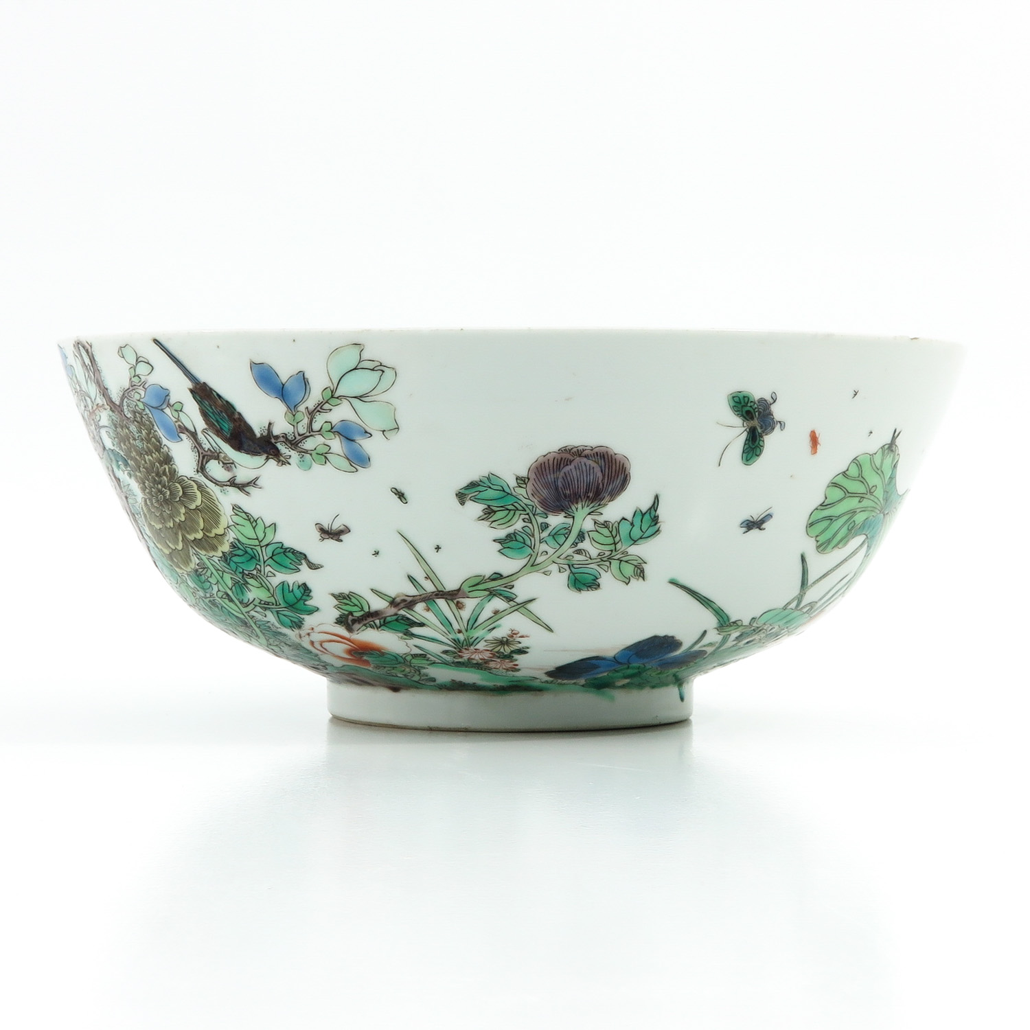 A Famille Verte Bowl - Image 2 of 9