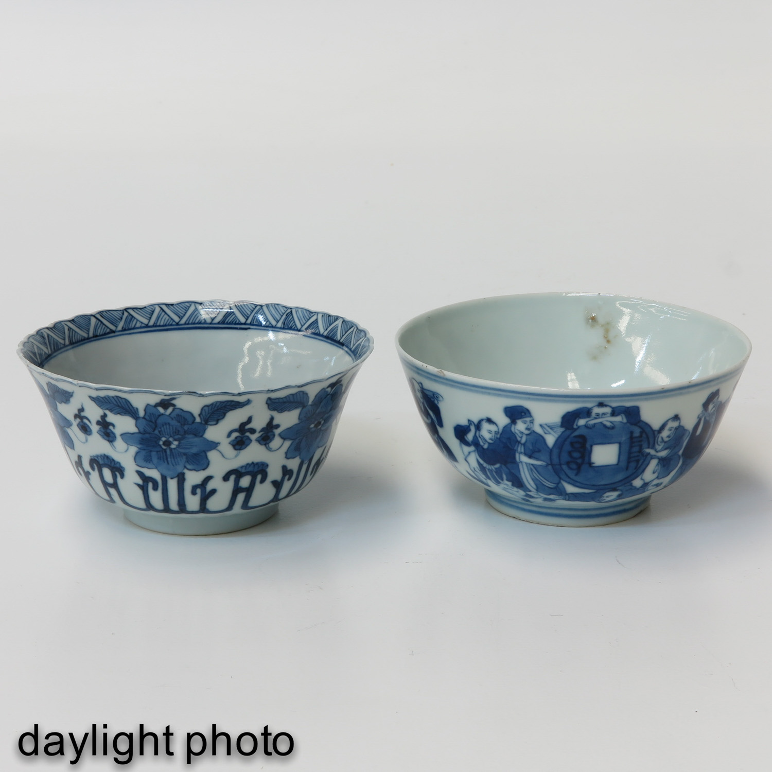 A Lot of 2 Blue and White Bowls - Image 7 of 10