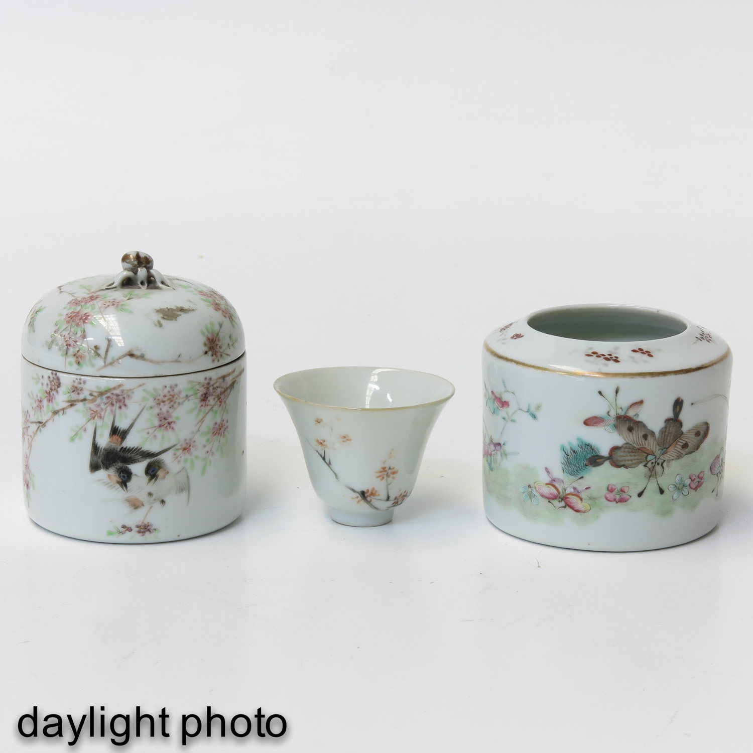 A Cup Warmer and Covered Box - Image 7 of 9