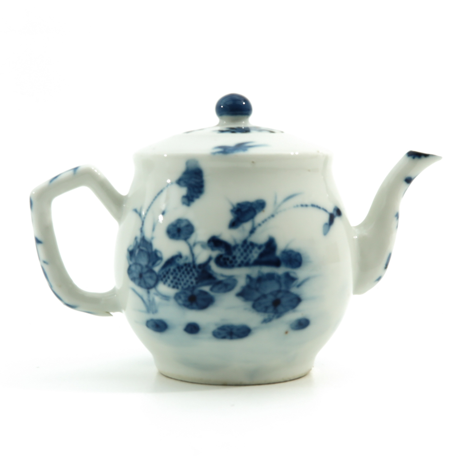 A Blue and White Teapot - Image 3 of 8