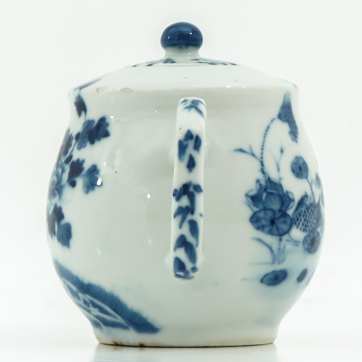 A Blue and White Teapot - Image 2 of 8