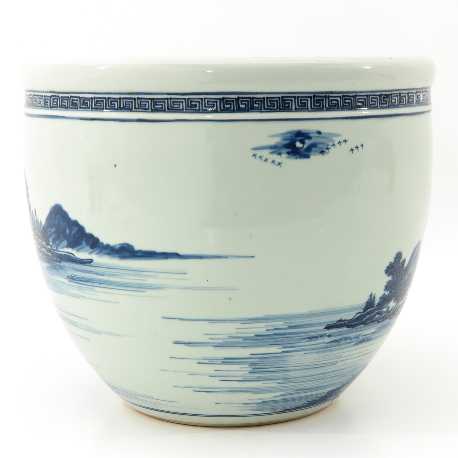 A Blue and White Fish Bowl - Image 3 of 9