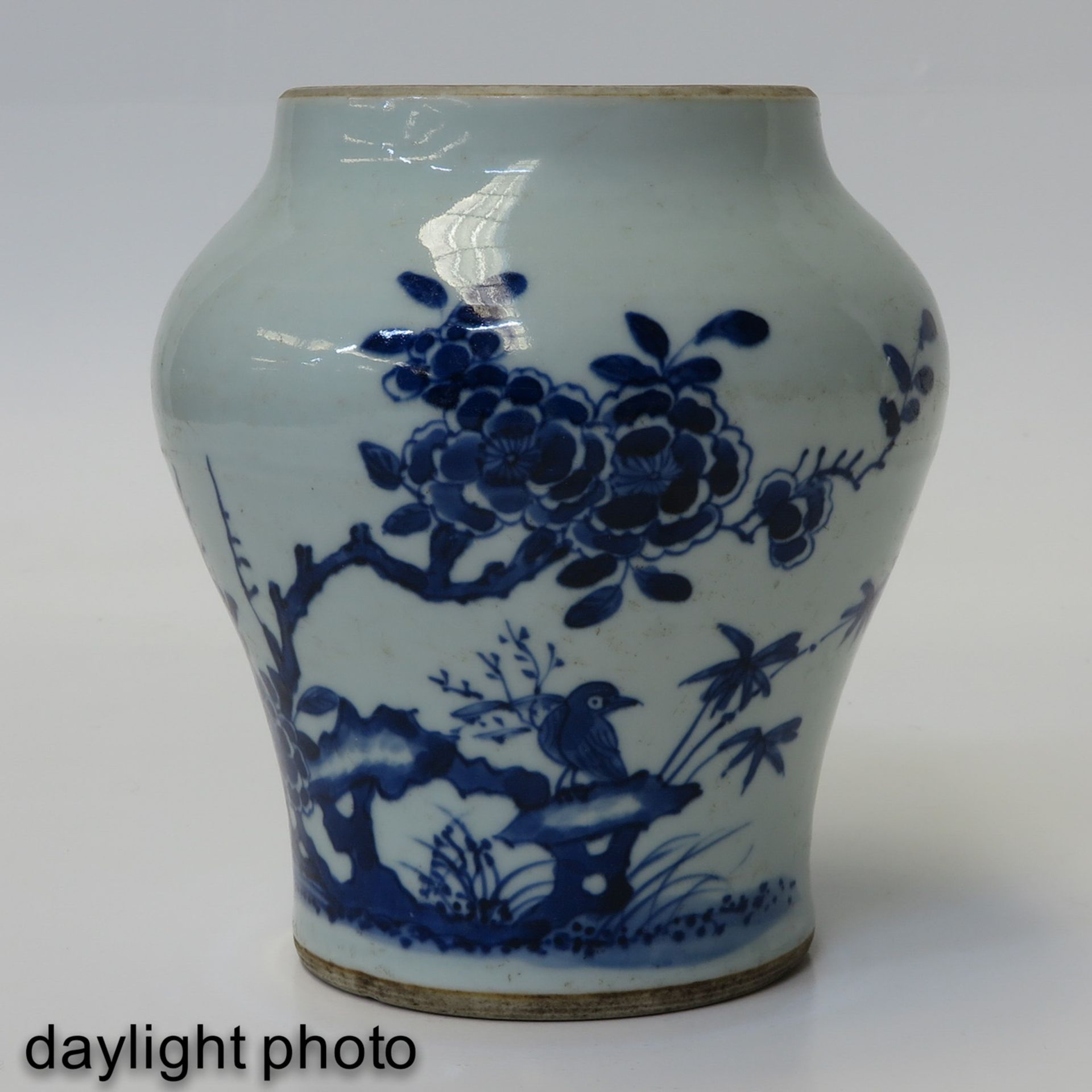 A Blue and White Vase - Image 7 of 9