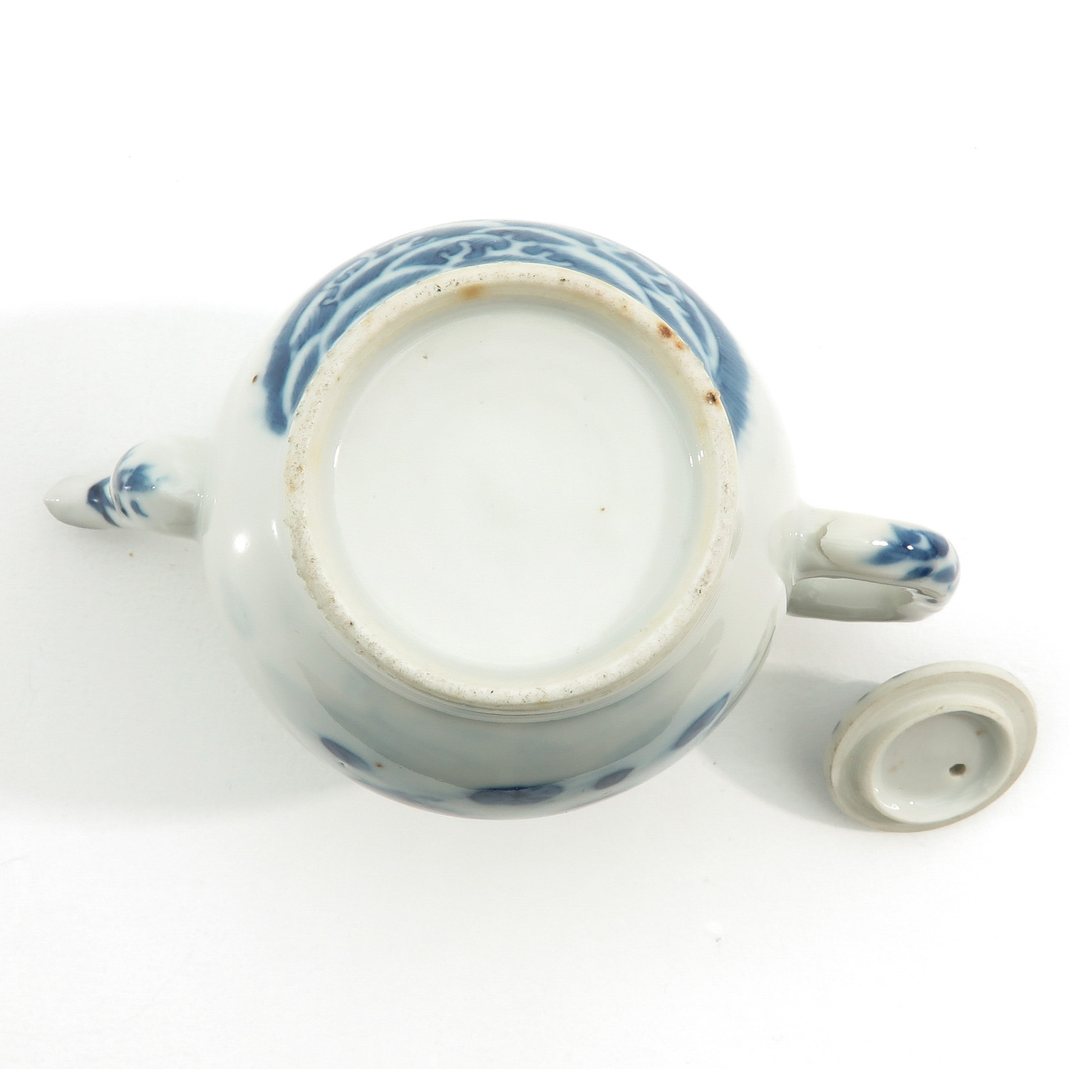 A Blue and White Teapot - Image 5 of 8