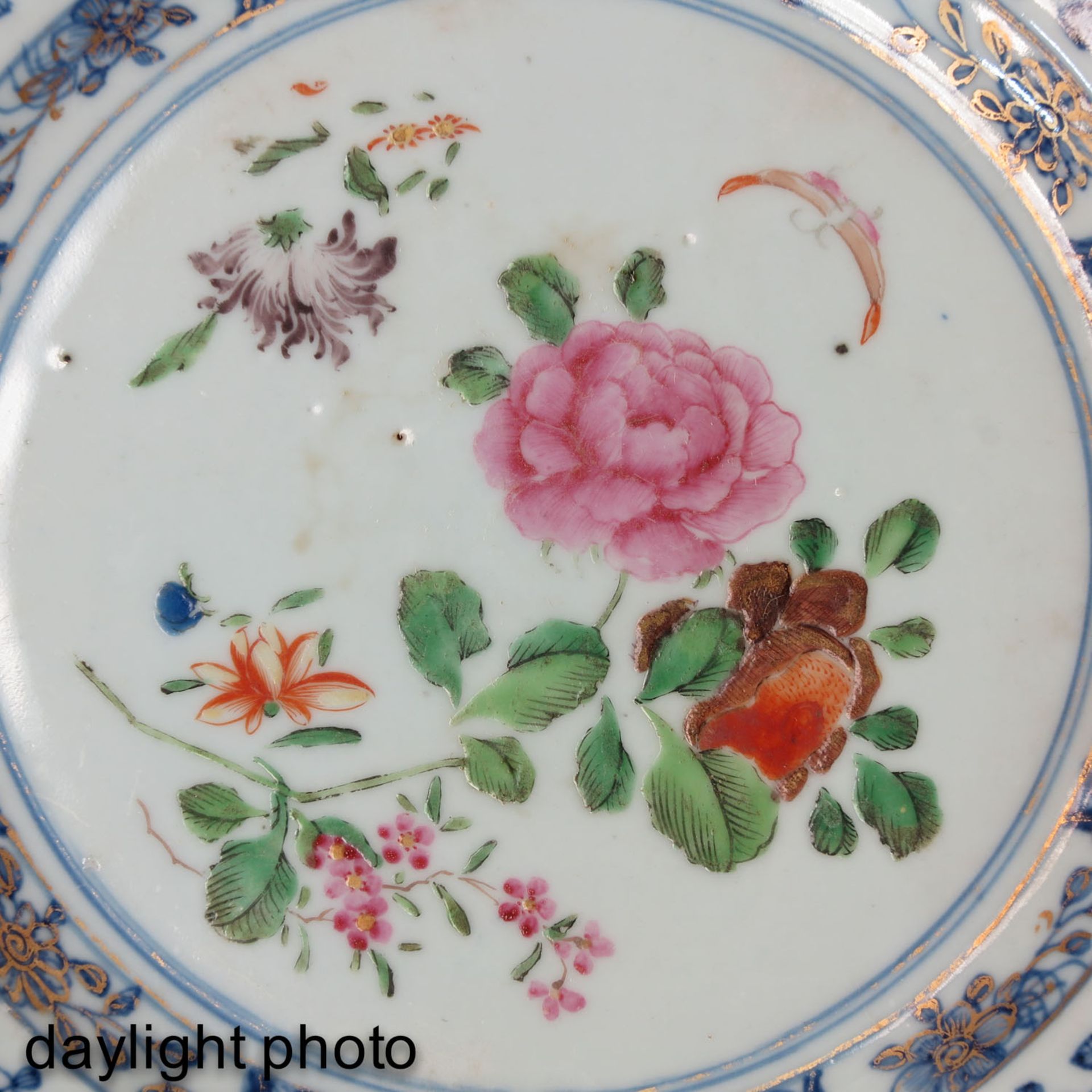 A Collection of 4 Plates - Image 10 of 10