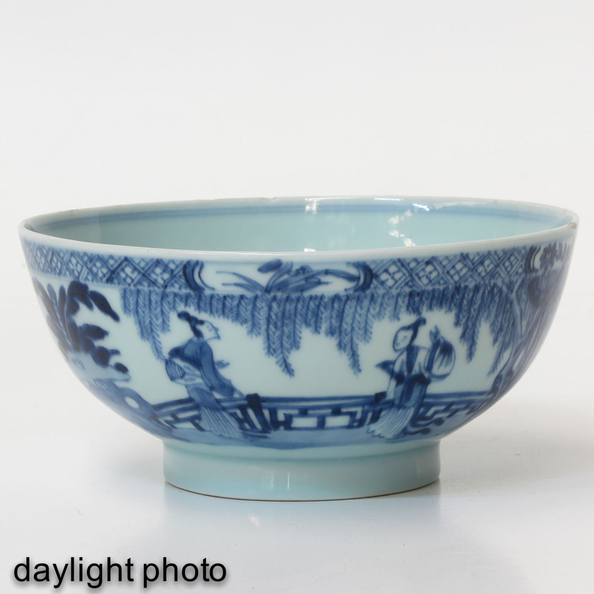 A Series of 3 Blue and White Bowls - Bild 7 aus 10