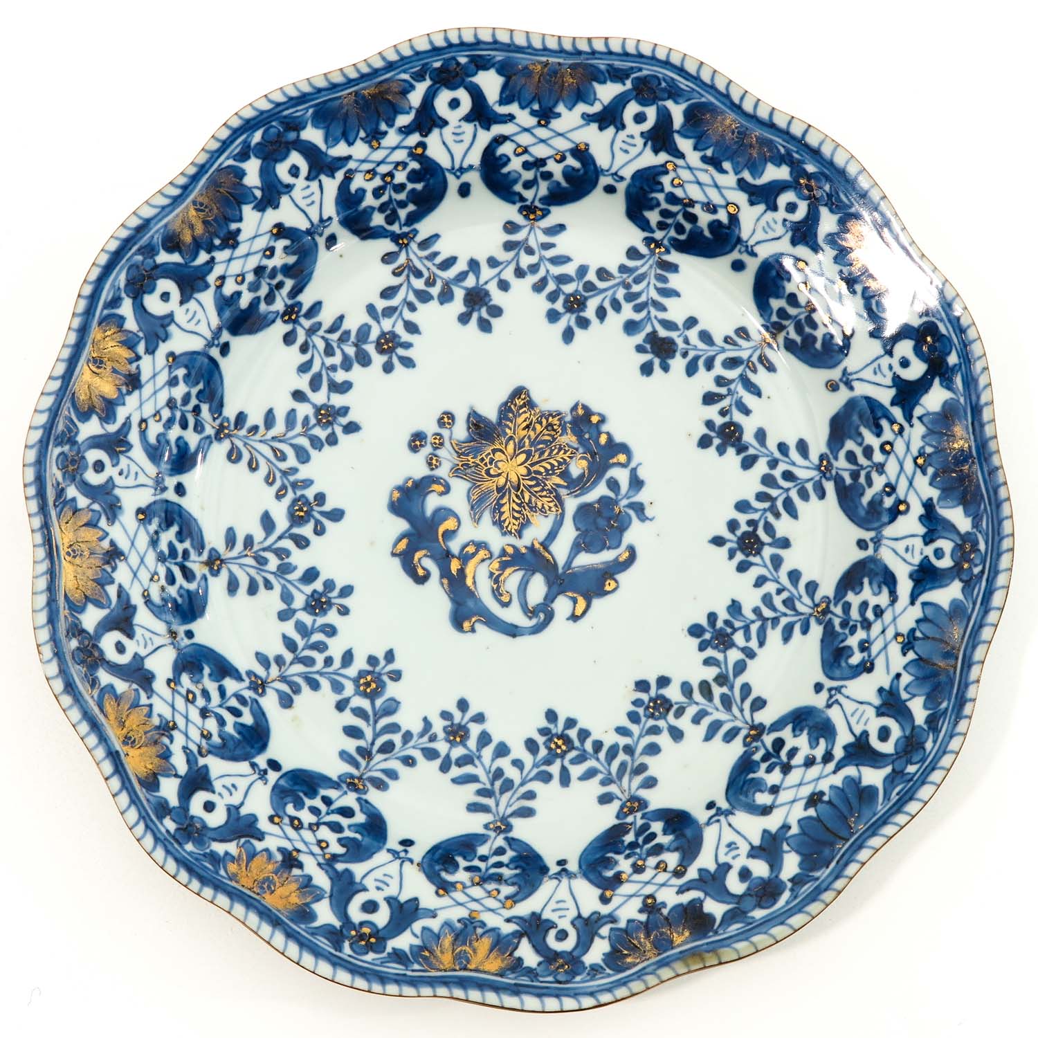 A Lot of 2 Blue and White Plates - Image 3 of 10