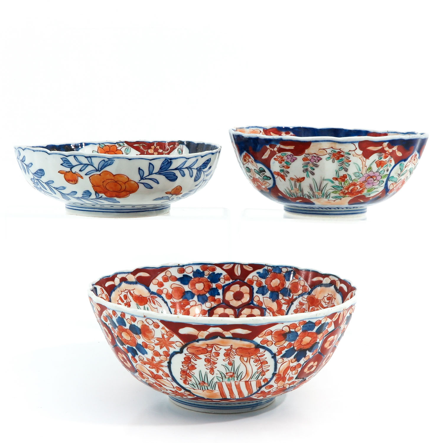 A Series of 3 Imari Bowls