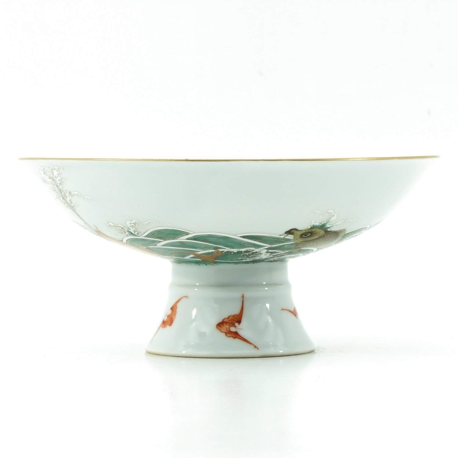 A Famille Rose Stem Bowl - Image 2 of 10