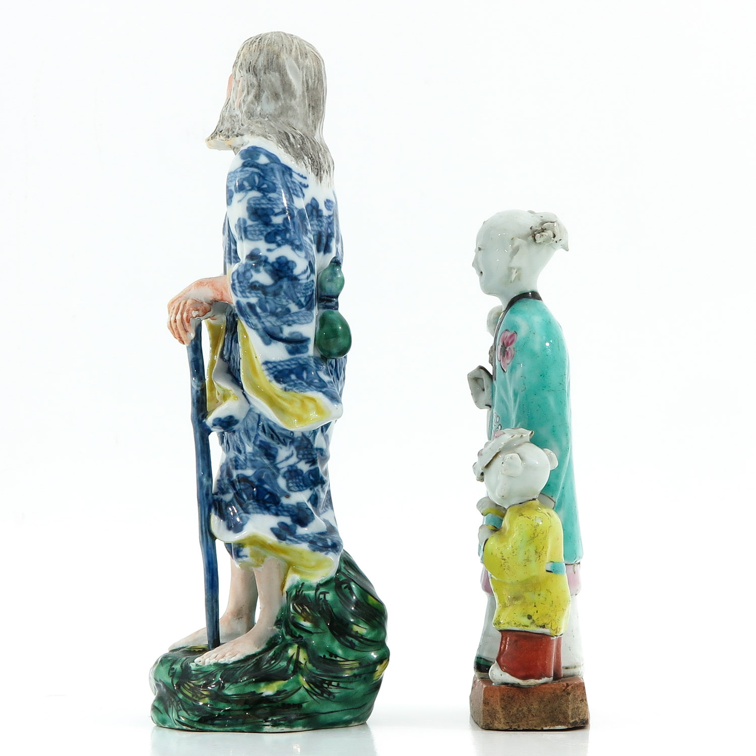 A Lot of 2 Chinese Porcelain Sculptures - Image 2 of 10