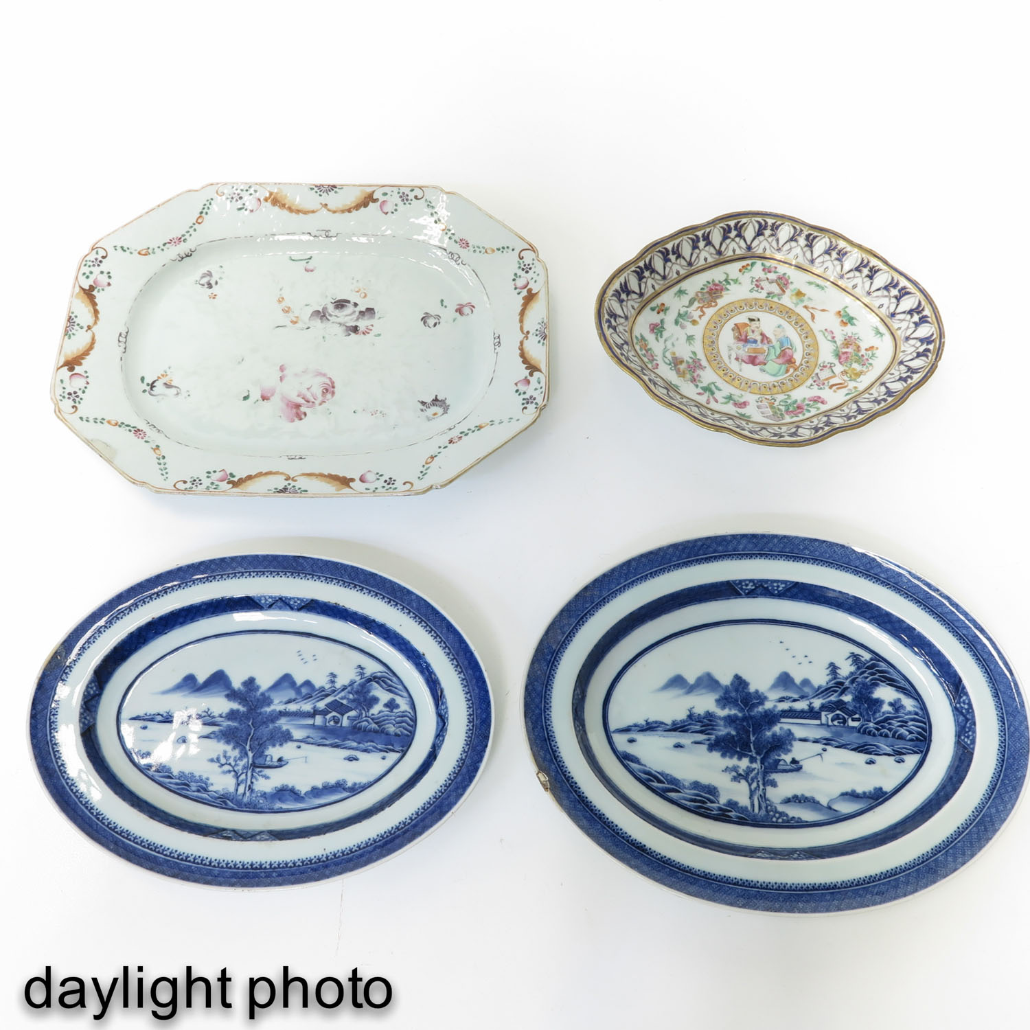 A Diverse Collection of 4 Trays - Image 9 of 10