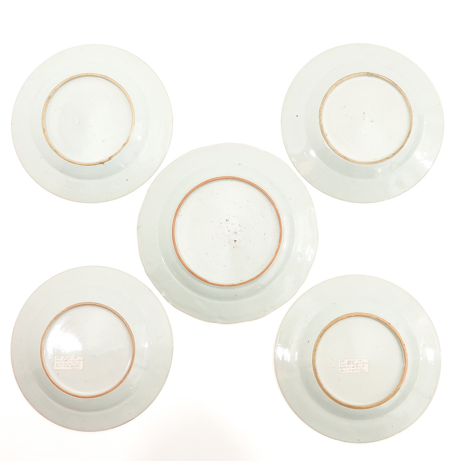 A Collection of 5 Famille Rose Plates - Image 2 of 10