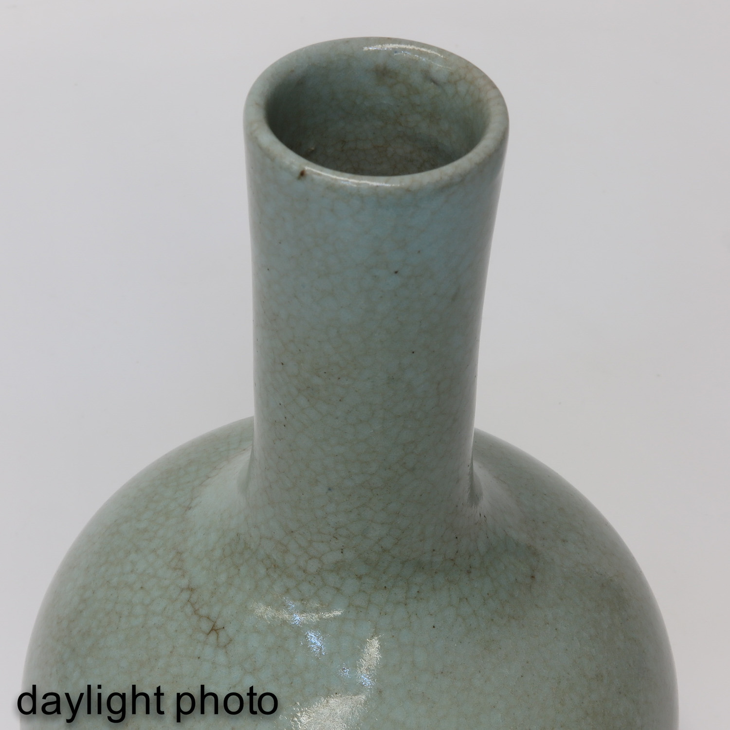 A Celadon Bottle Vase - Image 10 of 10