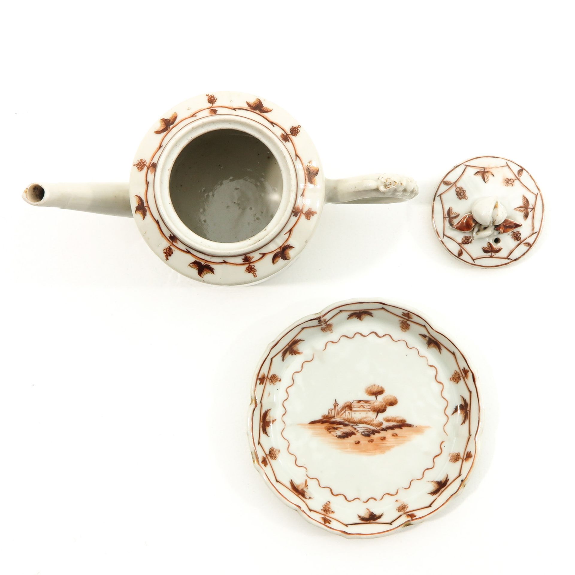 A Teapot and Small Dish - Bild 5 aus 9
